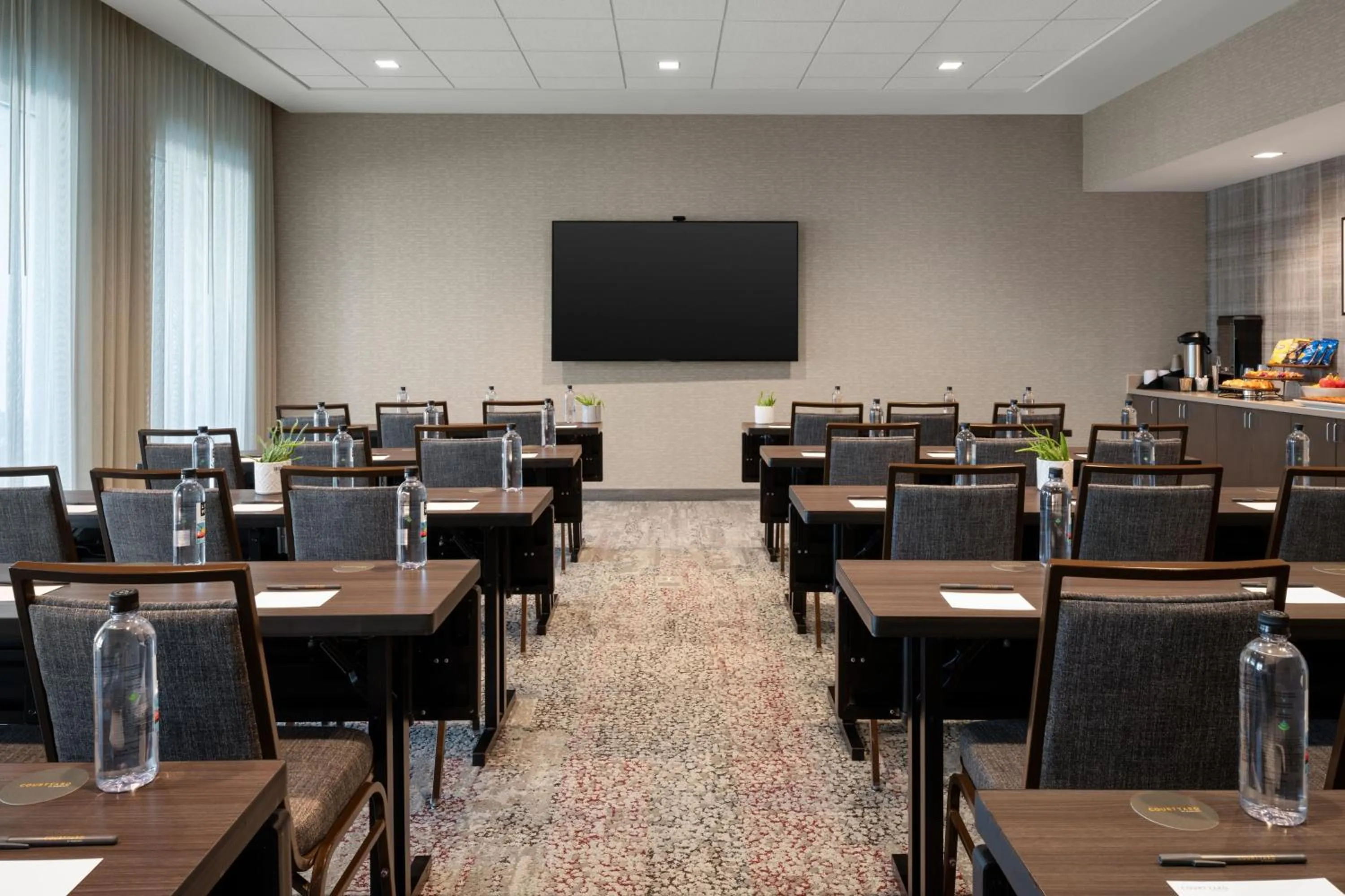 Meeting/conference room in Courtyard By Marriott Titusville Kennedy Space Center