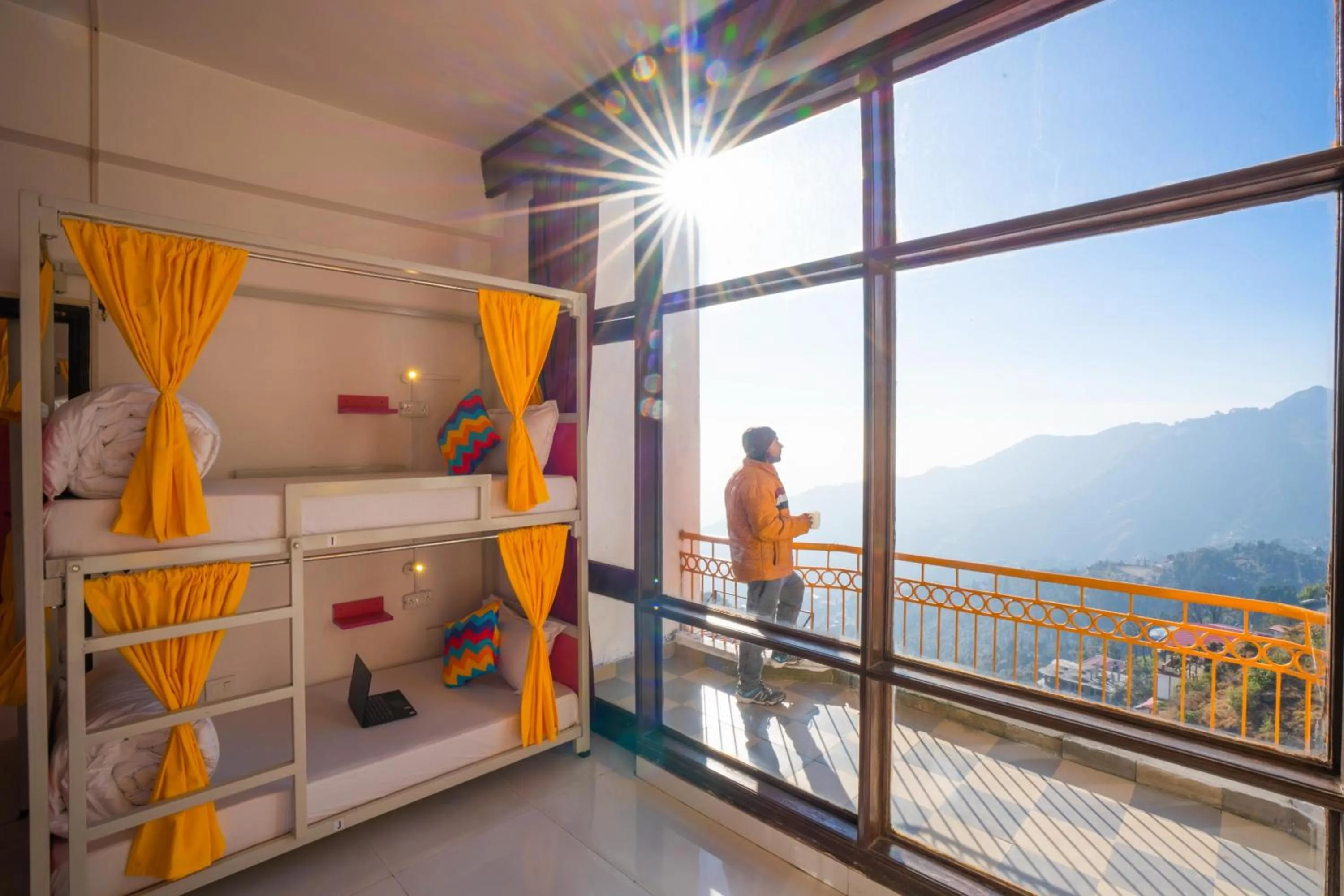 bunk bed in goSTOPS Mussoorie, Picture Palace