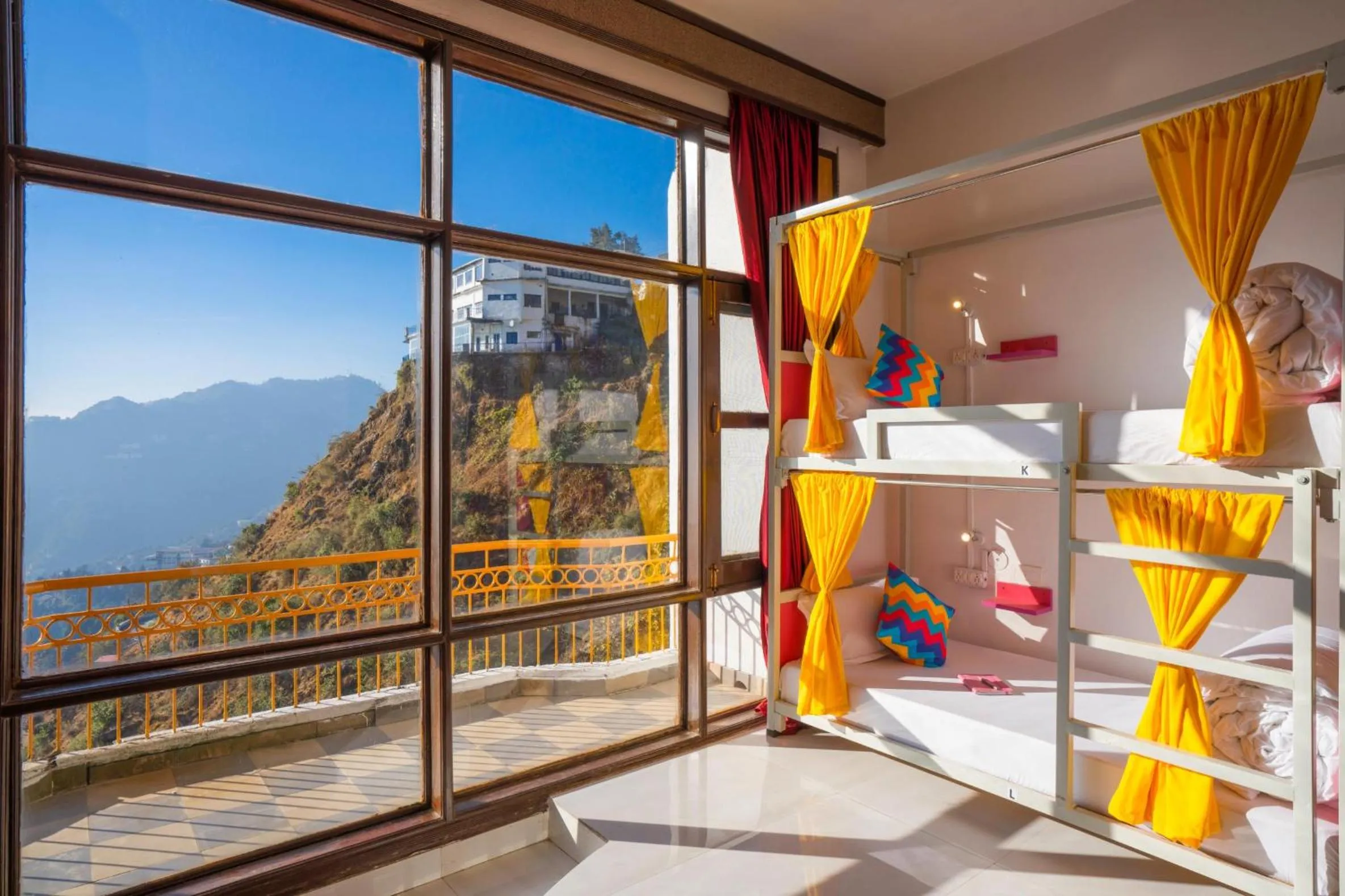 bunk bed, Bed in goSTOPS Mussoorie, Picture Palace