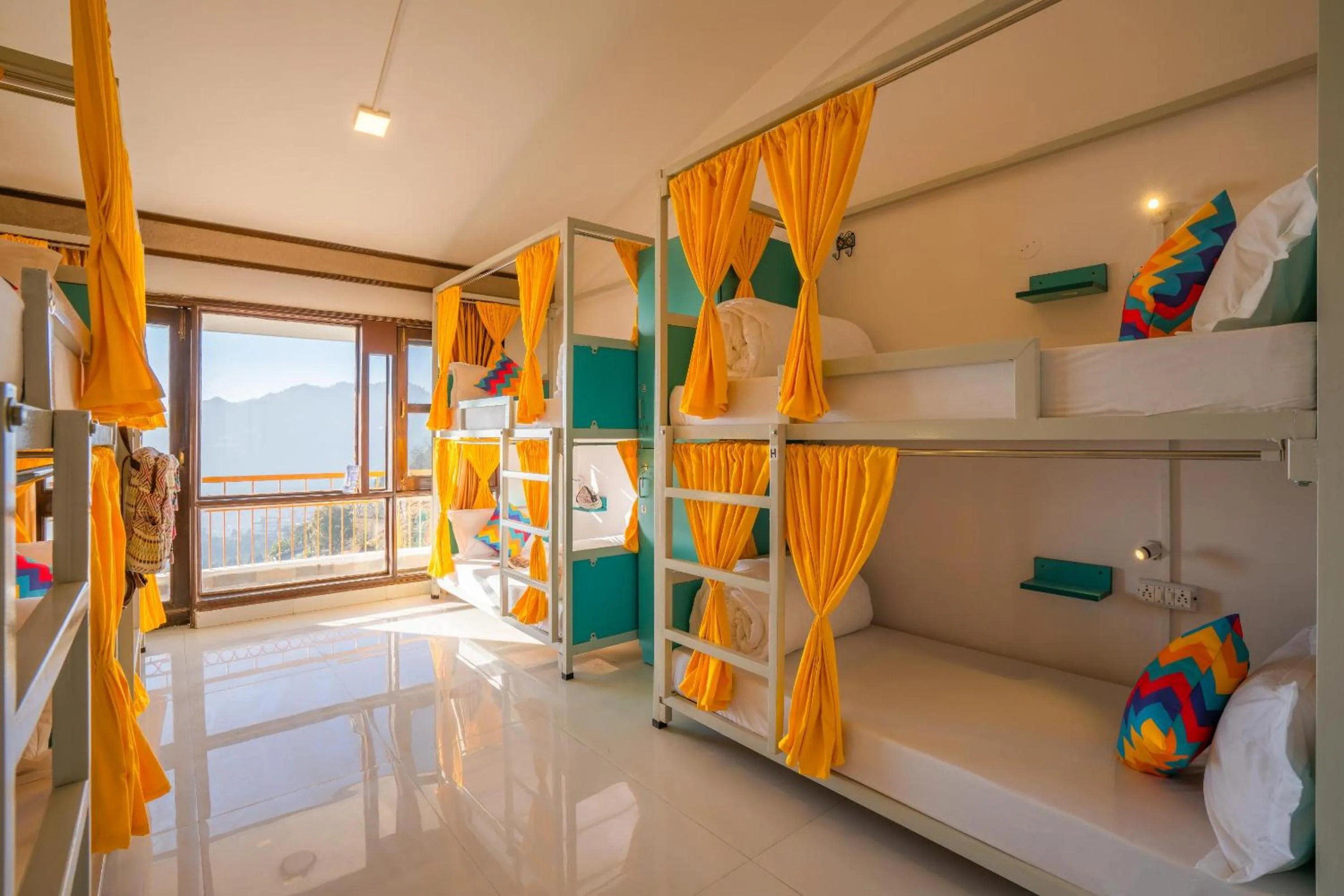 bunk bed, Bed in goSTOPS Mussoorie, Picture Palace