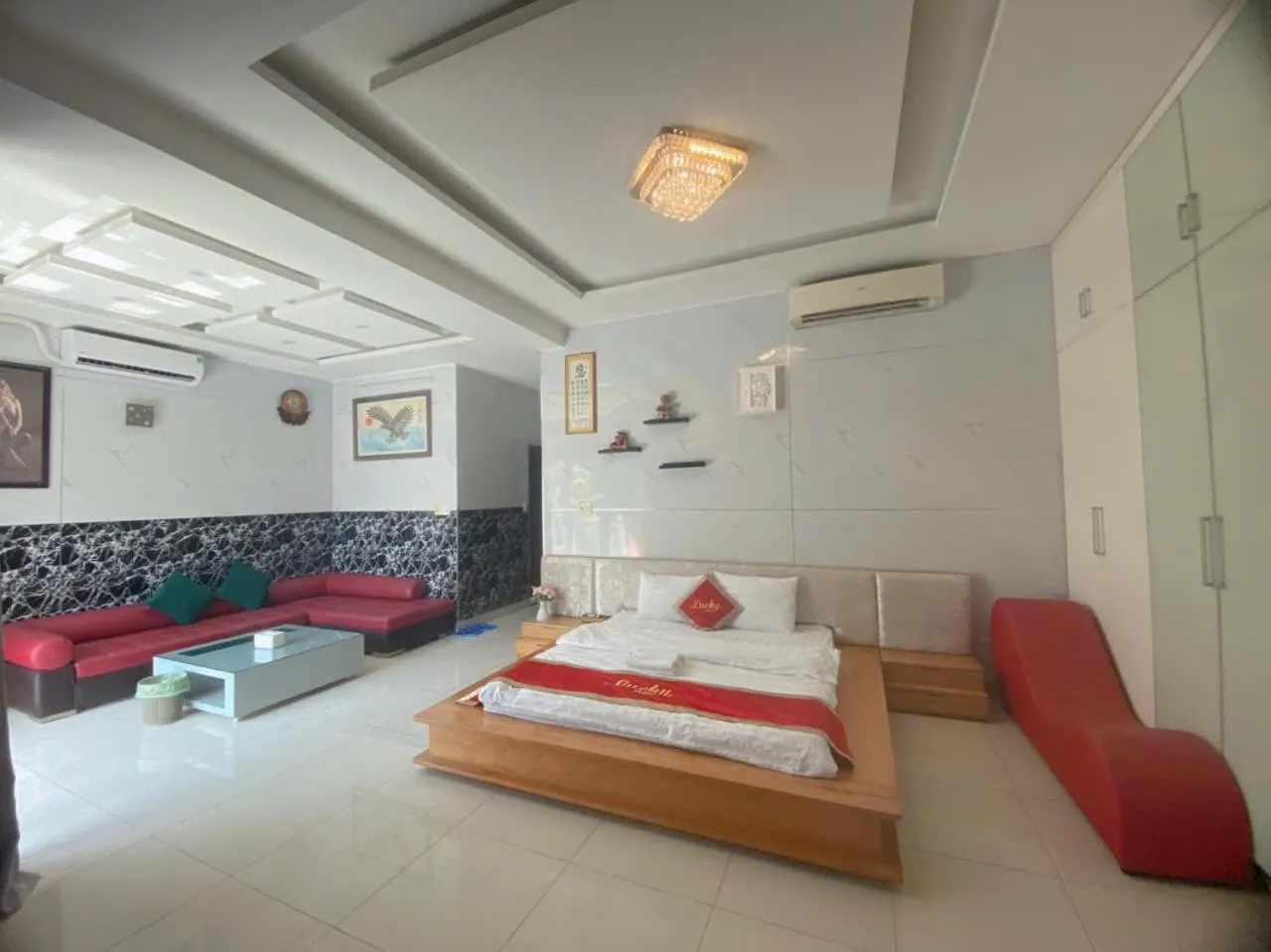 furniture, Bed in Lucky hotel