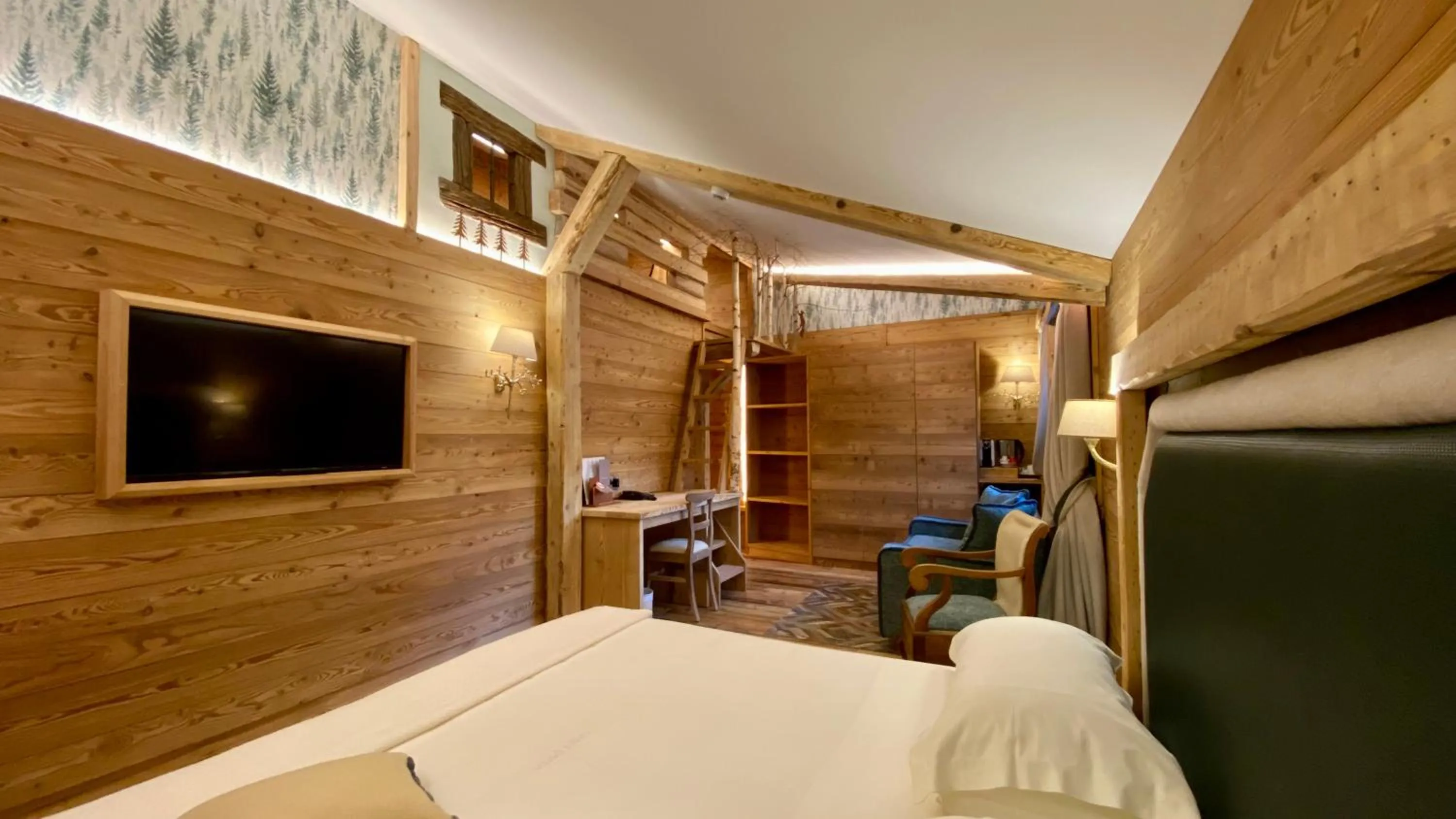 Bedroom, Bed in Gran Baita Hotel & Wellness