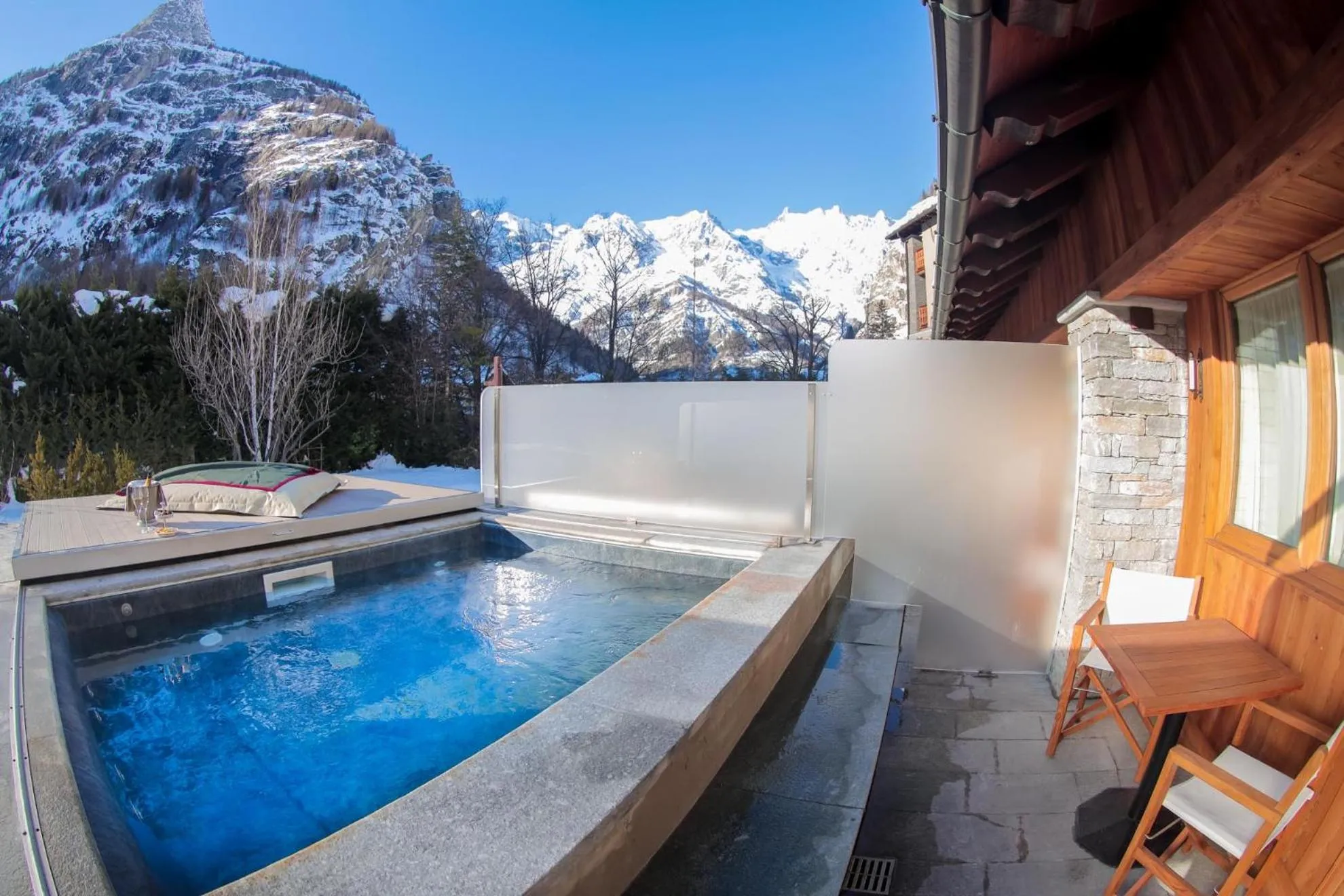 Hot Tub in Gran Baita Hotel & Wellness