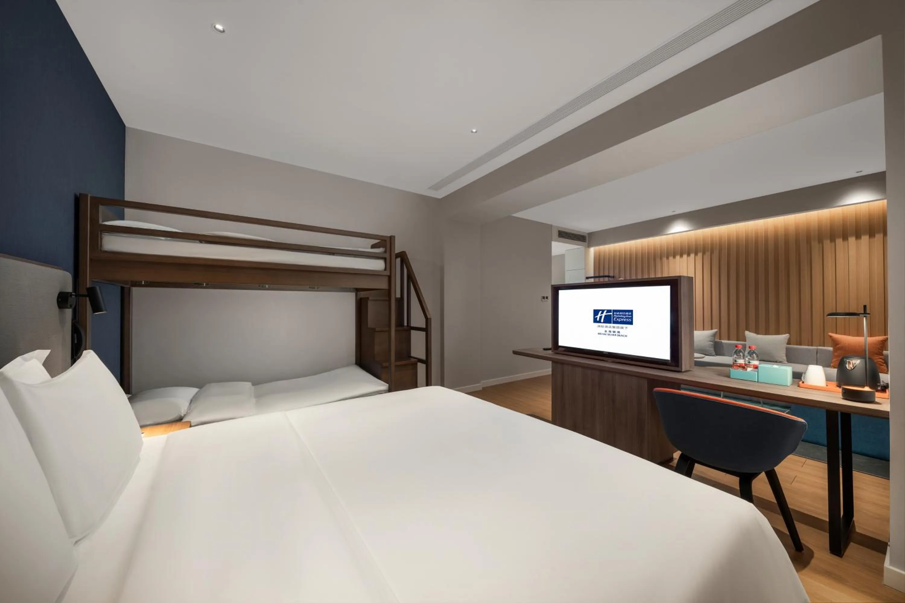 Bed in Holiday Inn Express Beihai Silver Beach by IHG