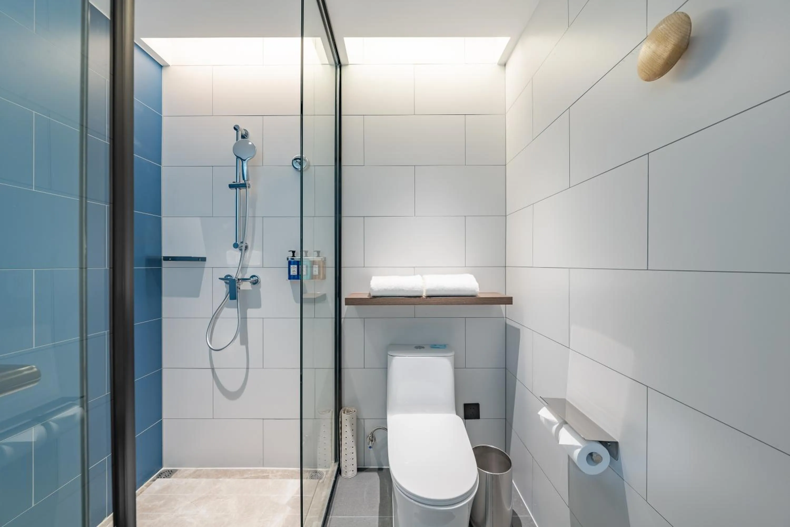 Shower in Holiday Inn Express Shanghai Expo Centre by IHG
