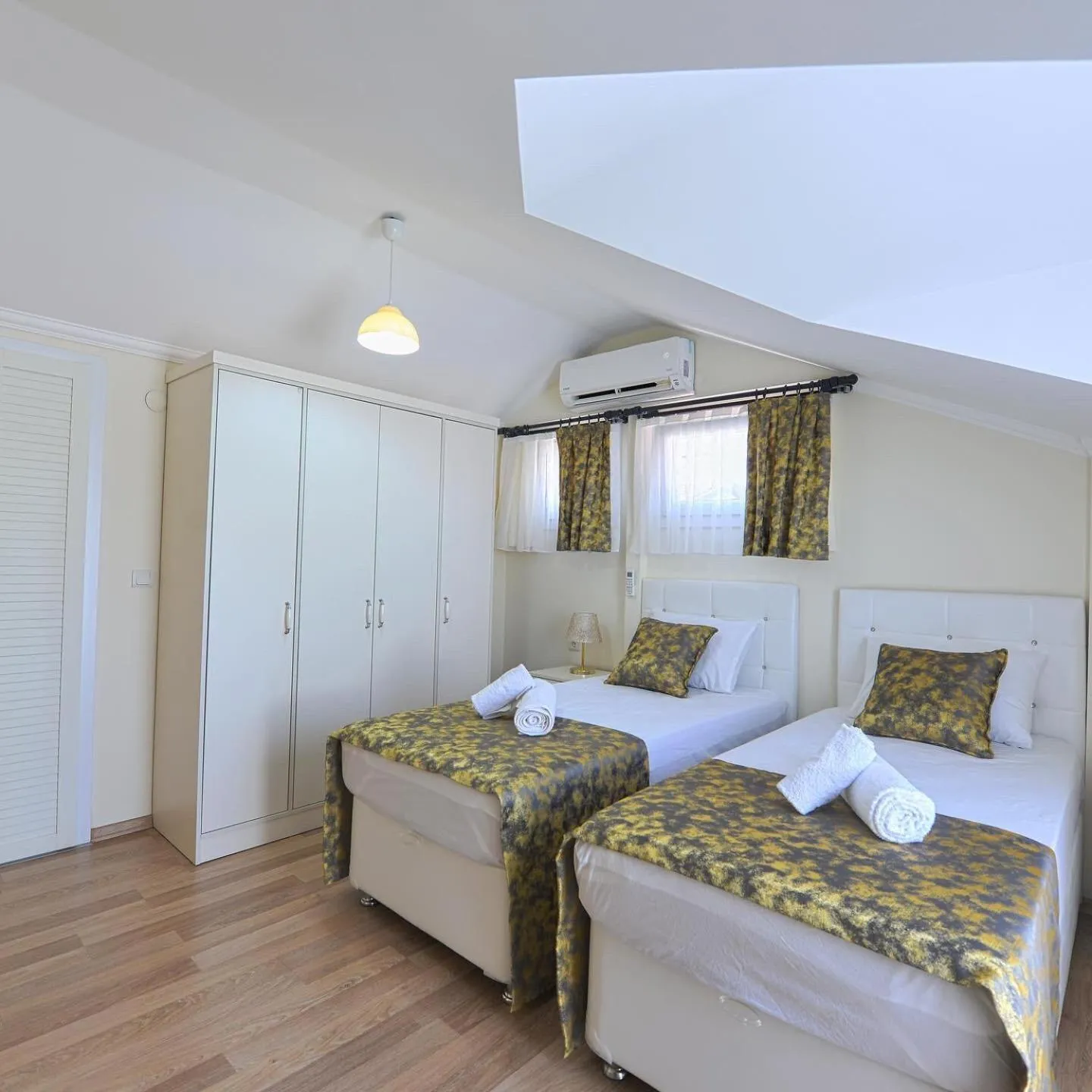 Photo of the whole room, Bed in Ozgur City Residence