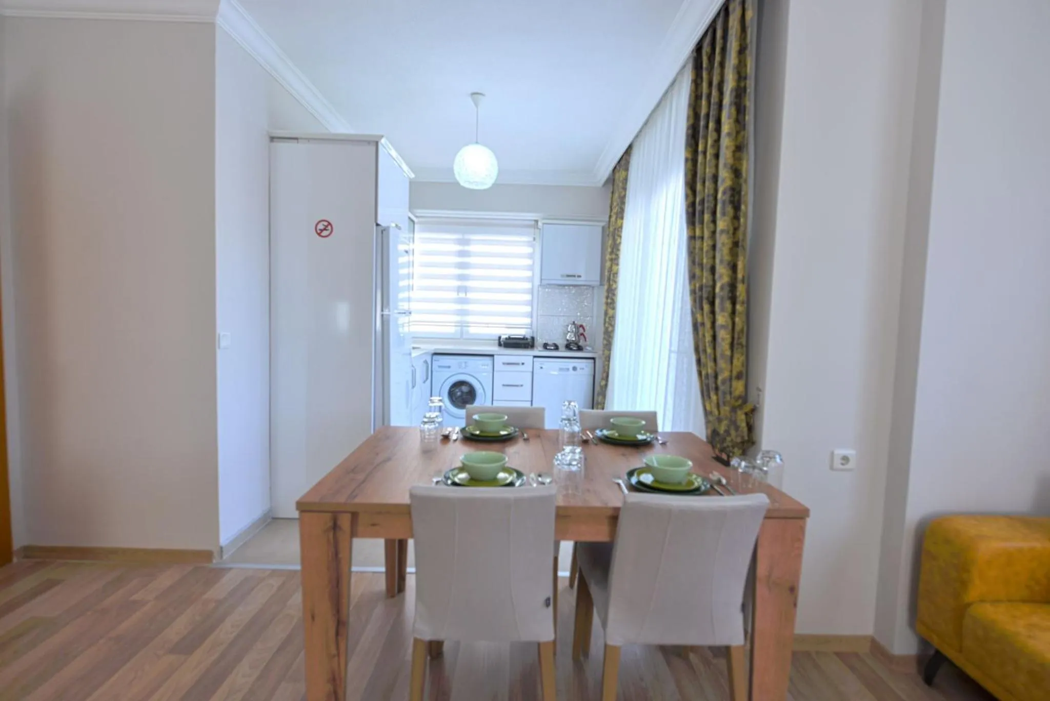 Dining area in Ozgur City Residence
