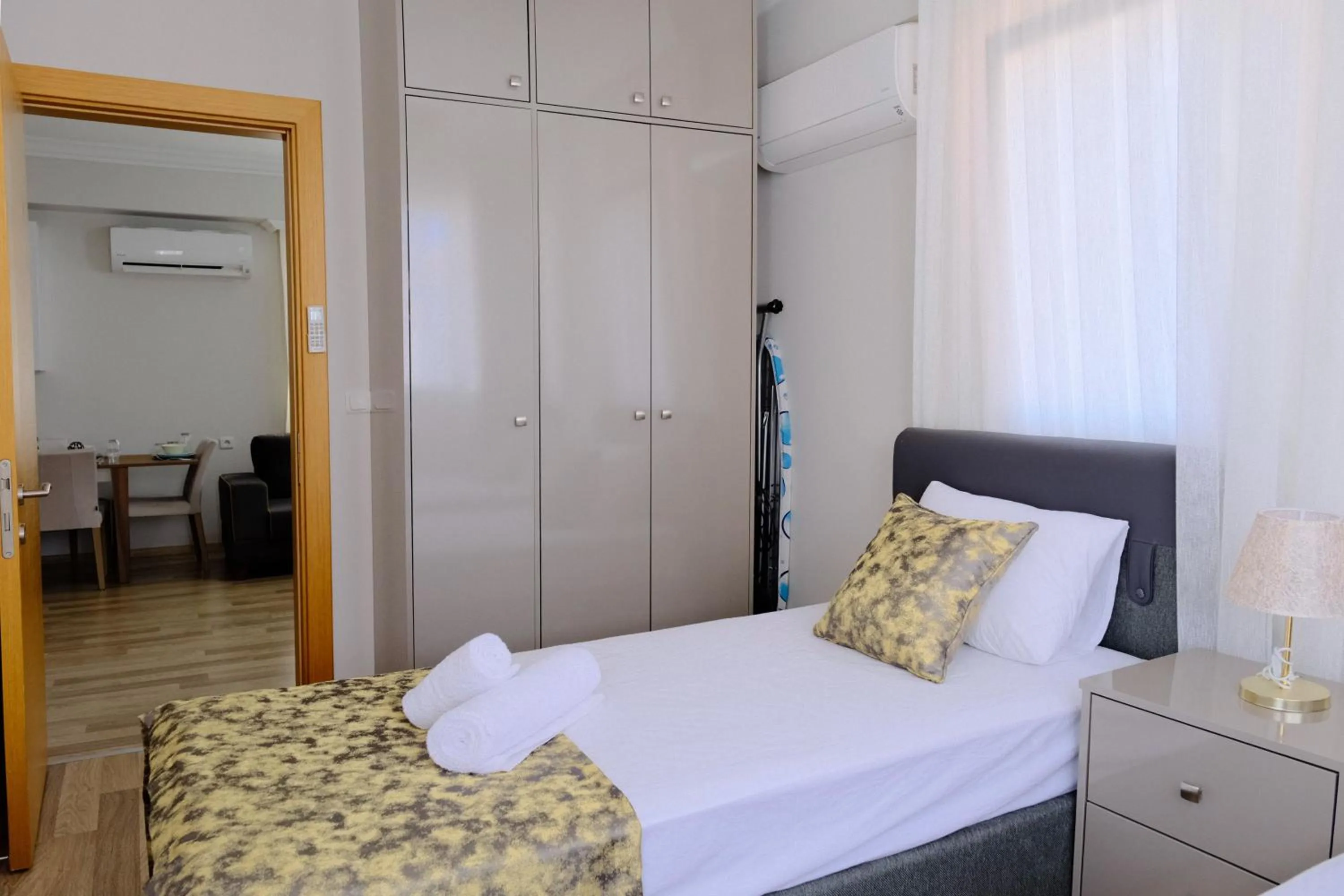 Decorative detail, Bed in Ozgur City Residence