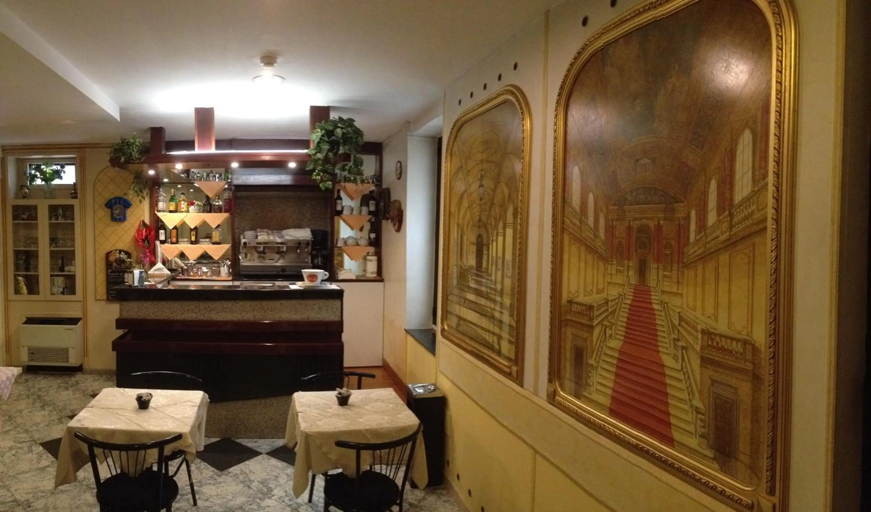 Lounge or bar in Hotel Vienna