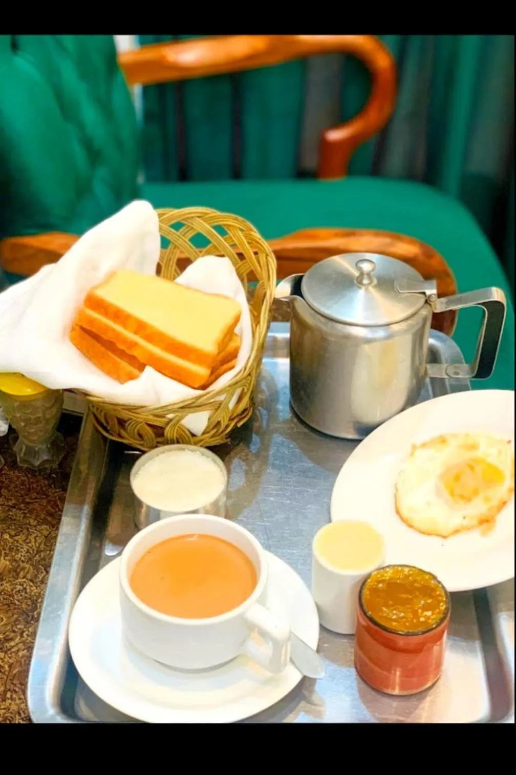 Food in Golden One Hotel