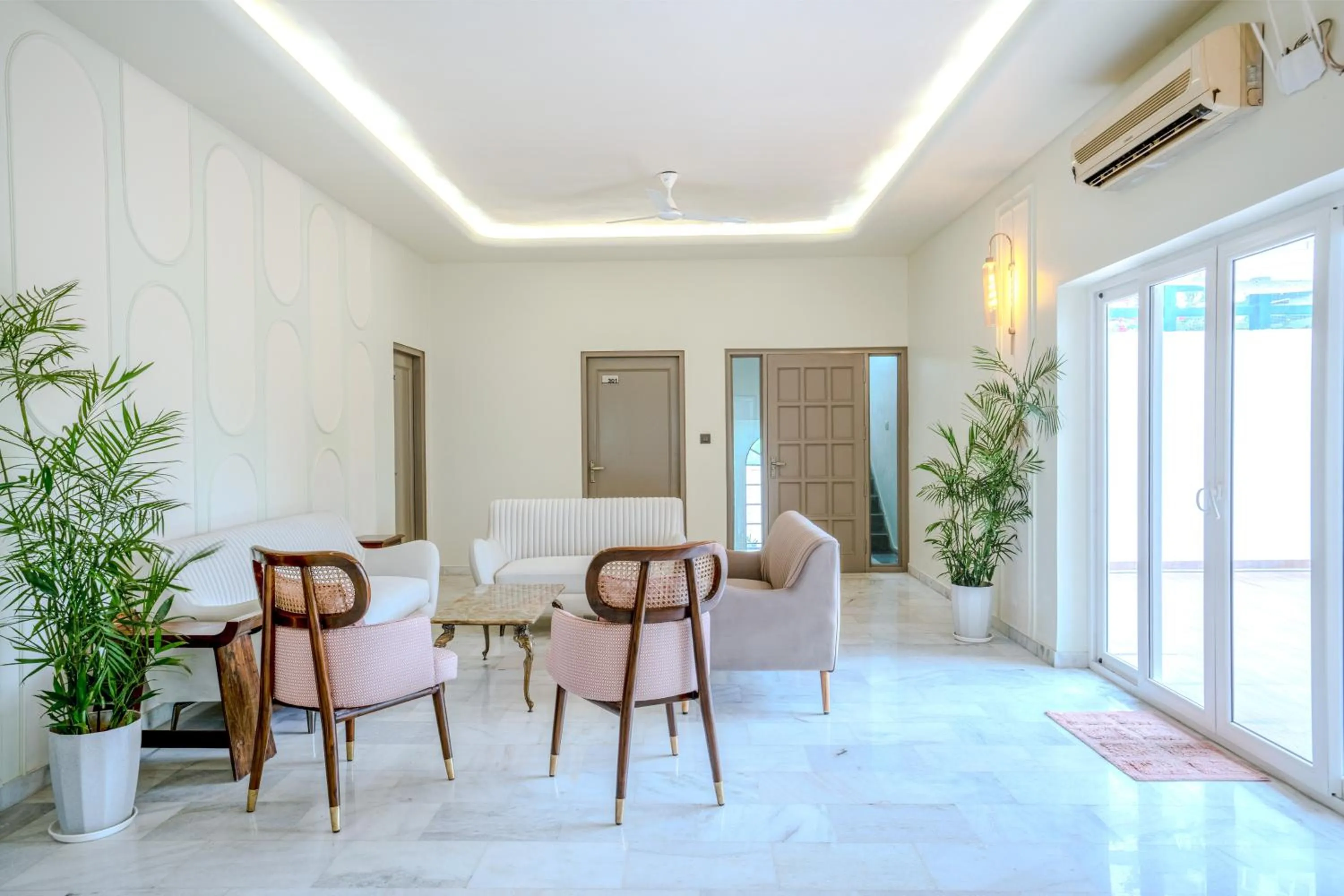 Living room in Girisadan - A City Centre Boutique Hotel