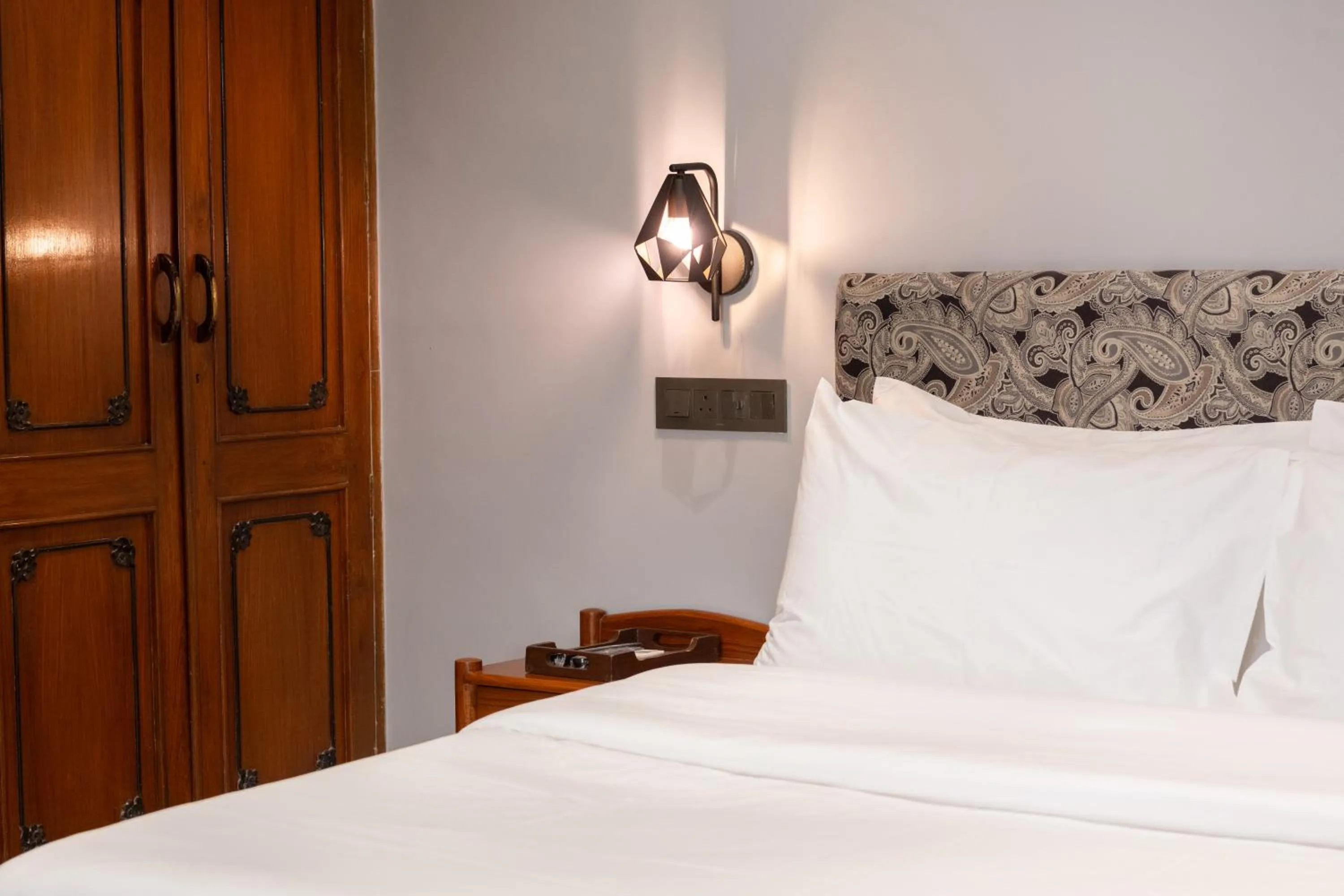 Bedroom, Bed in Girisadan - A City Centre Boutique Hotel