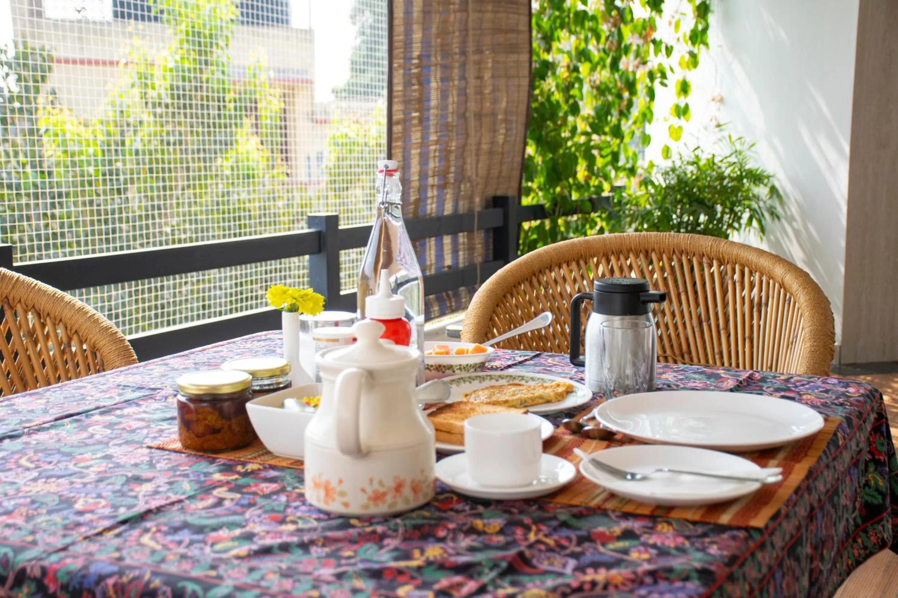 Breakfast in Girisadan - A City Centre Boutique Hotel