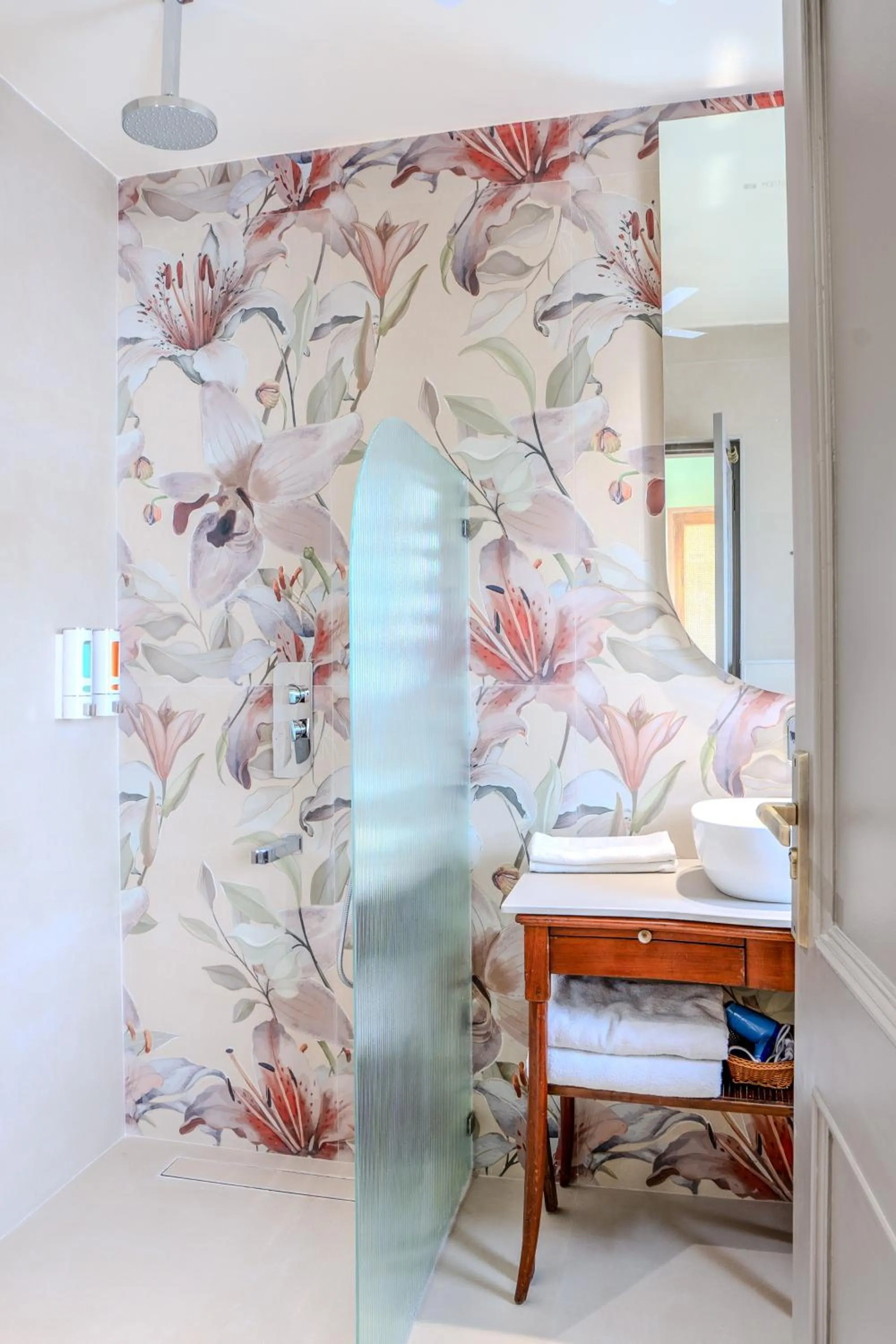 Bathroom in Girisadan - A City Centre Boutique Hotel