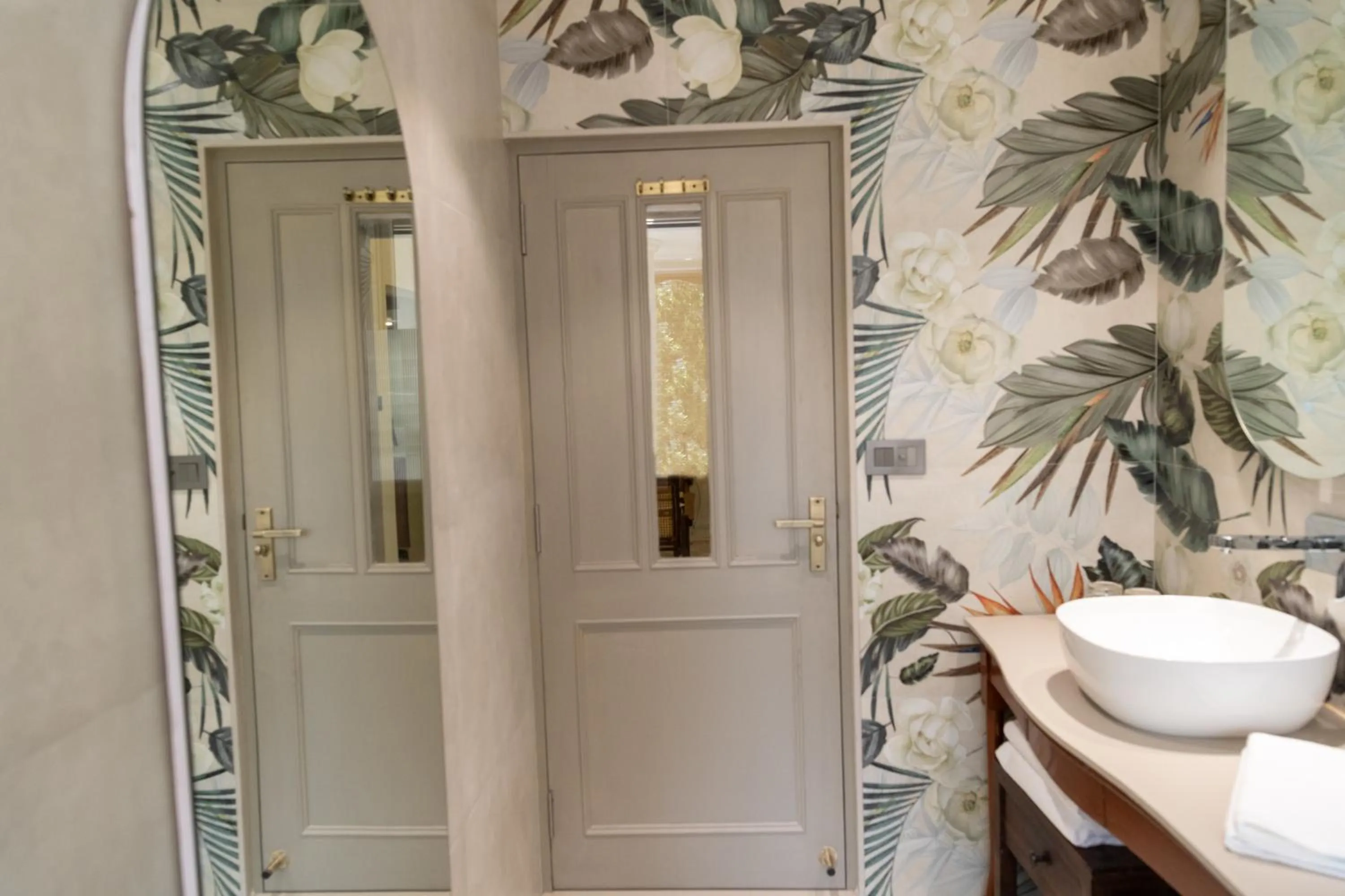 Bathroom in Girisadan - A City Centre Boutique Hotel