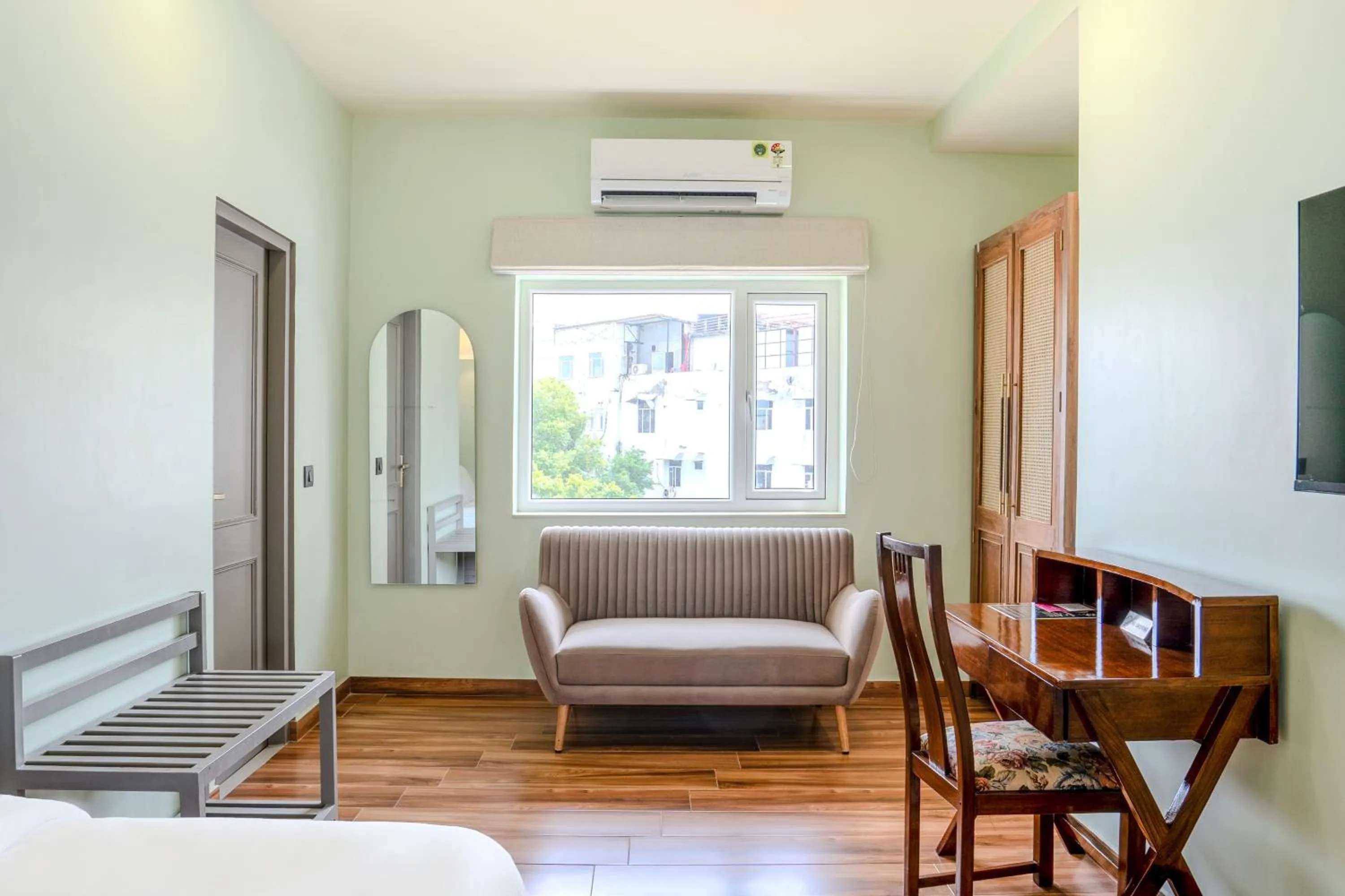 Bedroom, Bed in Girisadan - A City Centre Boutique Hotel