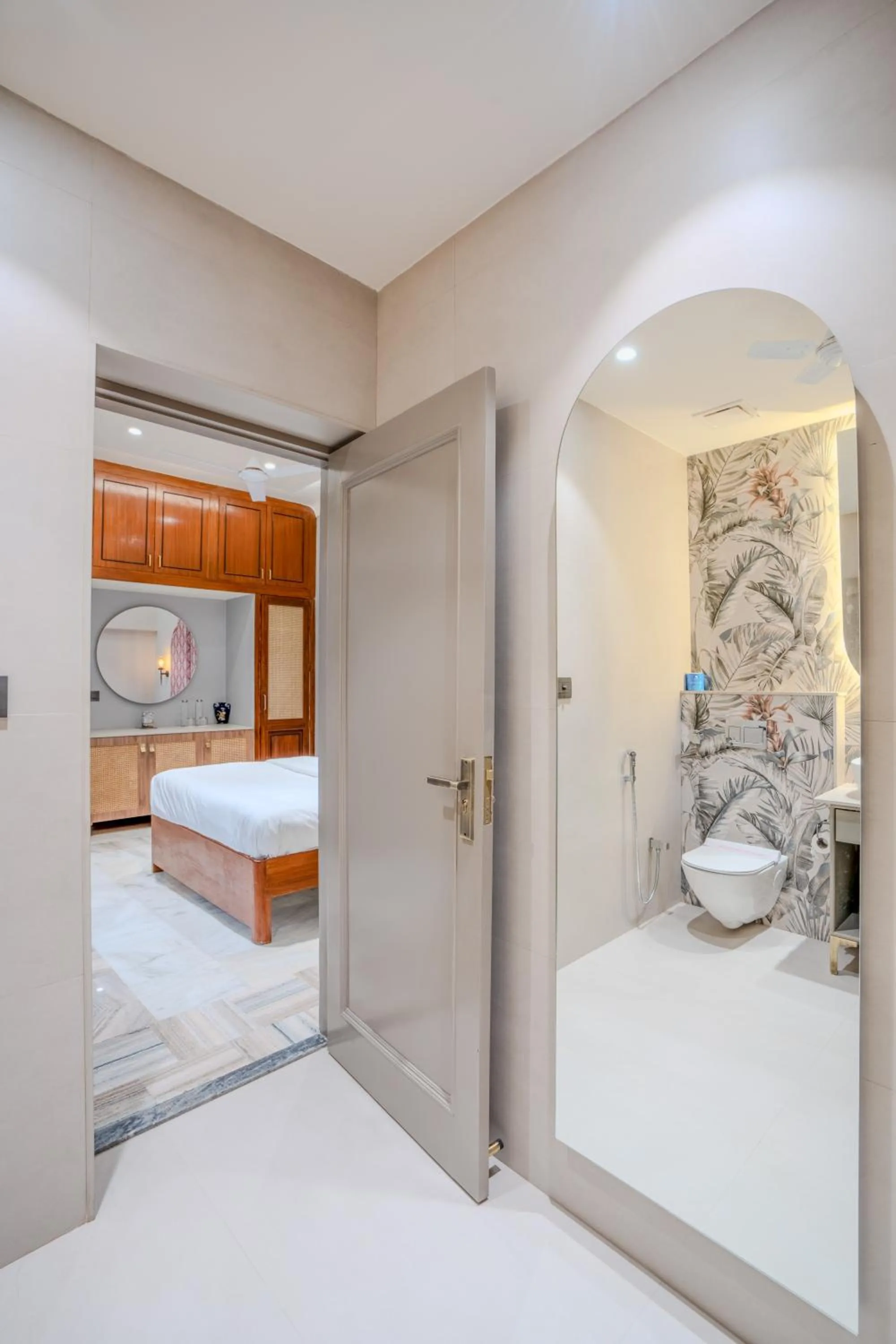 Bathroom, Bed in Girisadan - A City Centre Boutique Hotel