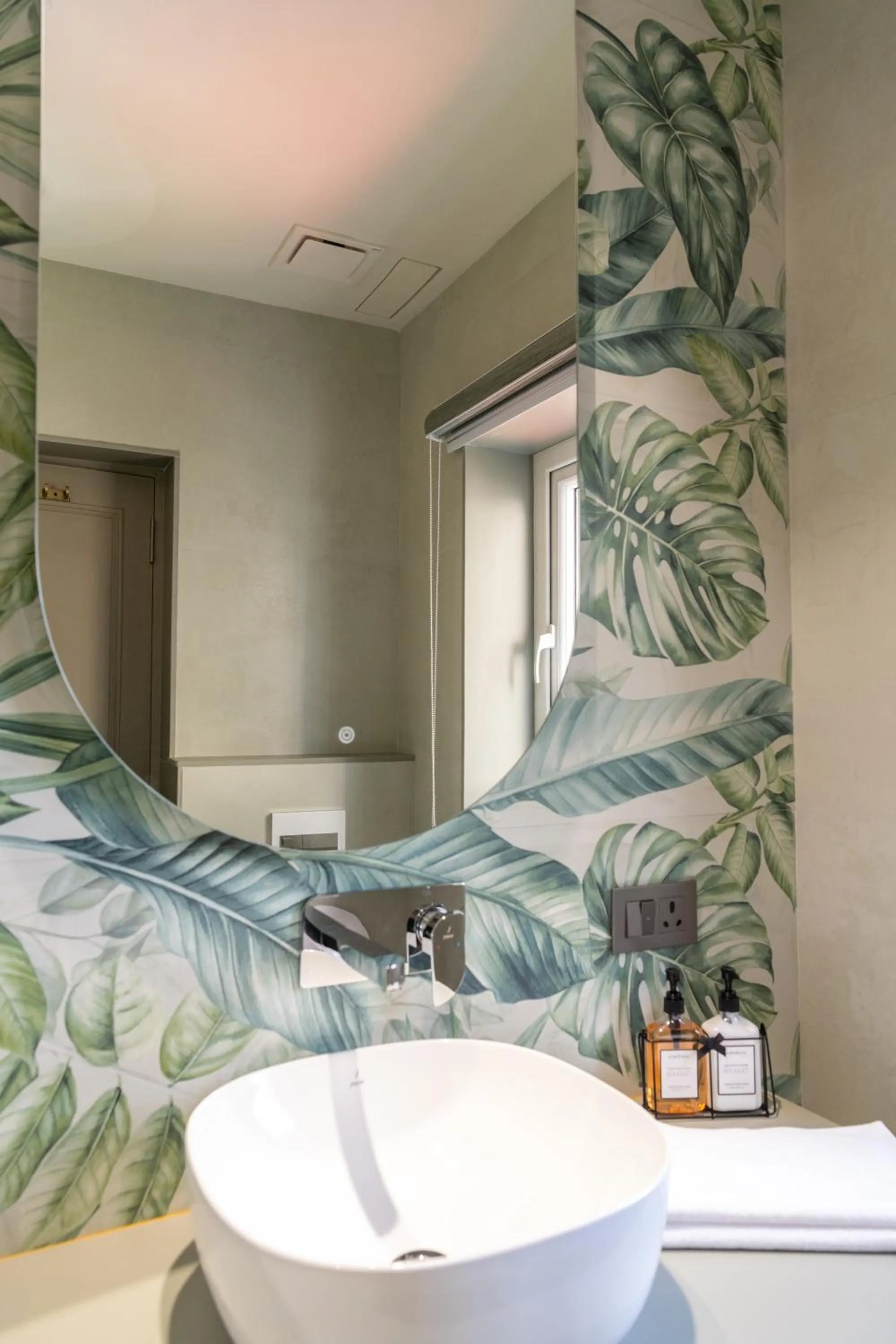 Bathroom in Girisadan - A City Centre Boutique Hotel