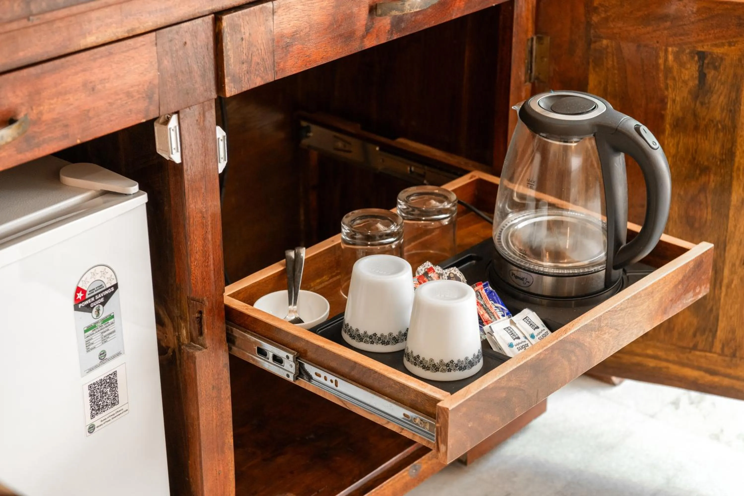 Bed in Girisadan - A City Centre Boutique Hotel