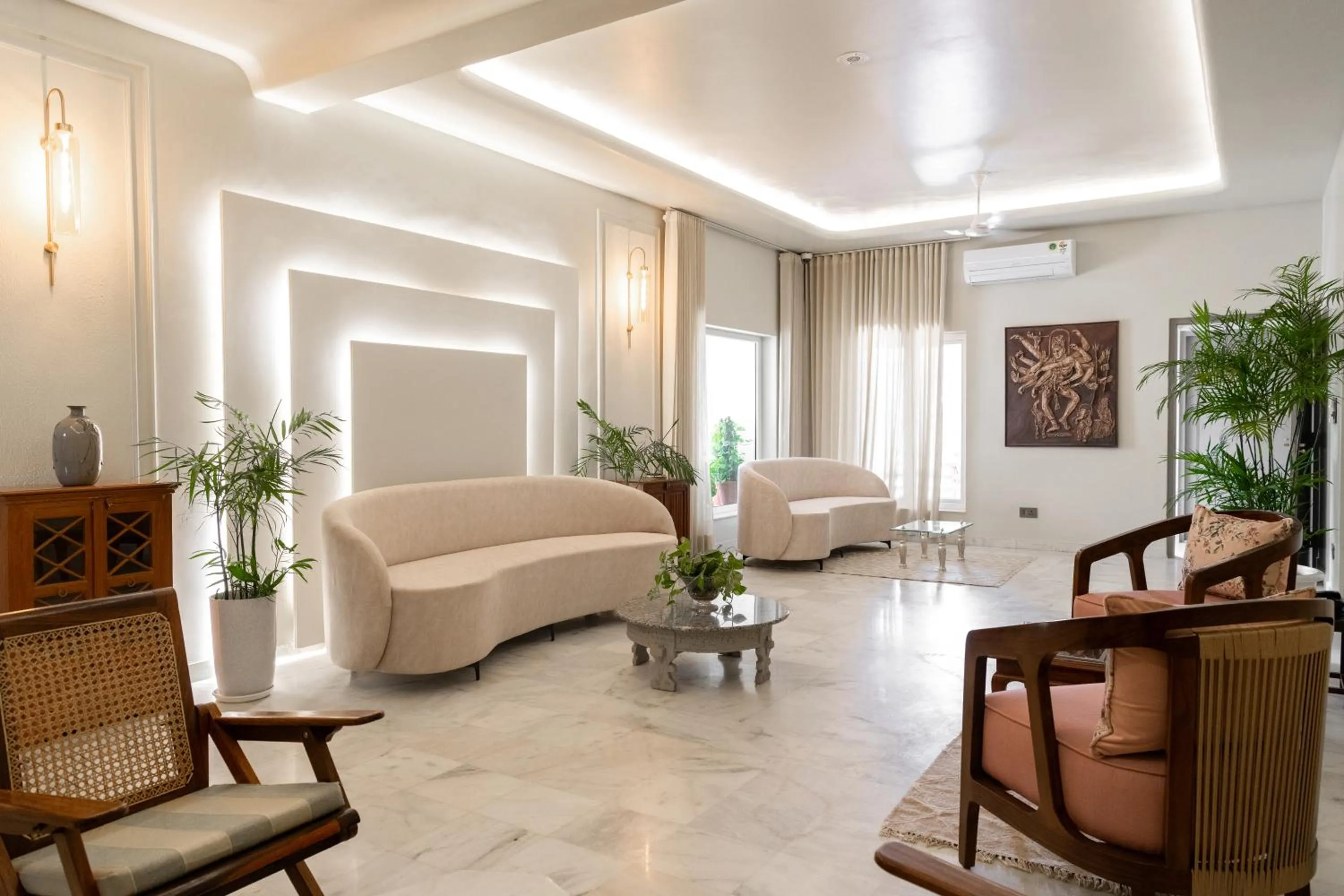 Lobby or reception in Girisadan - A City Centre Boutique Hotel