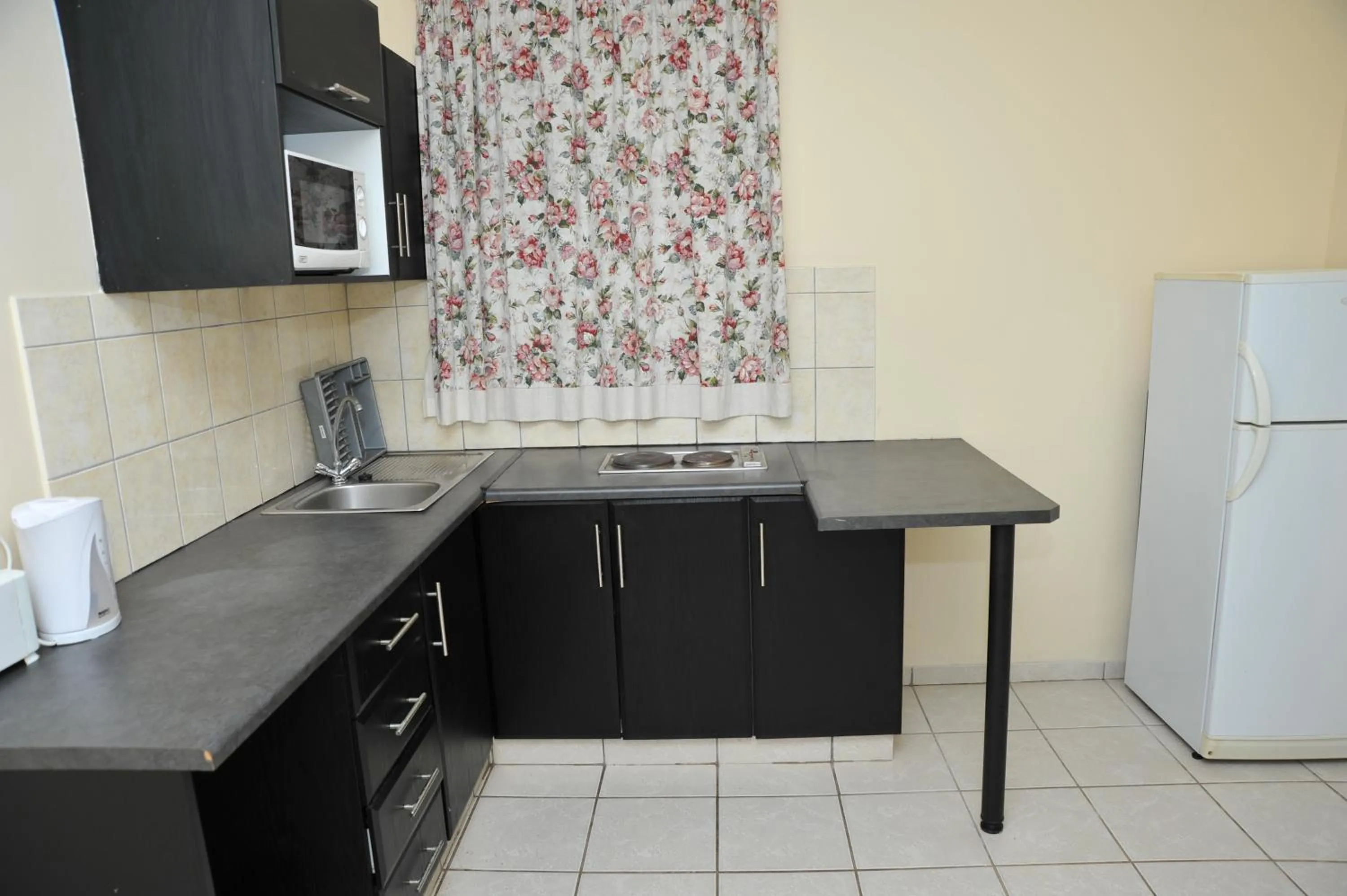 Kitchen or kitchenette in The Norwegian Lodge