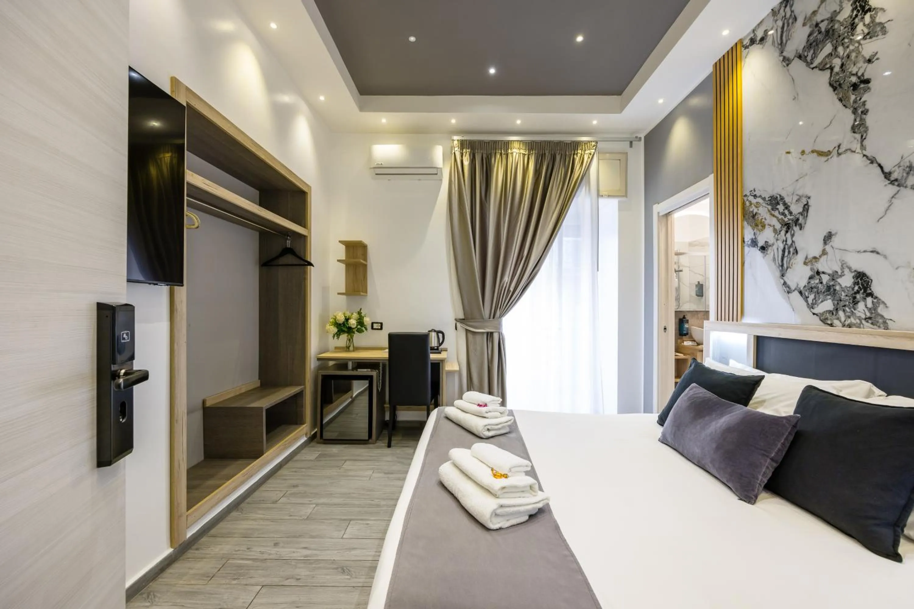 Bed in Hotel Bella Napoli