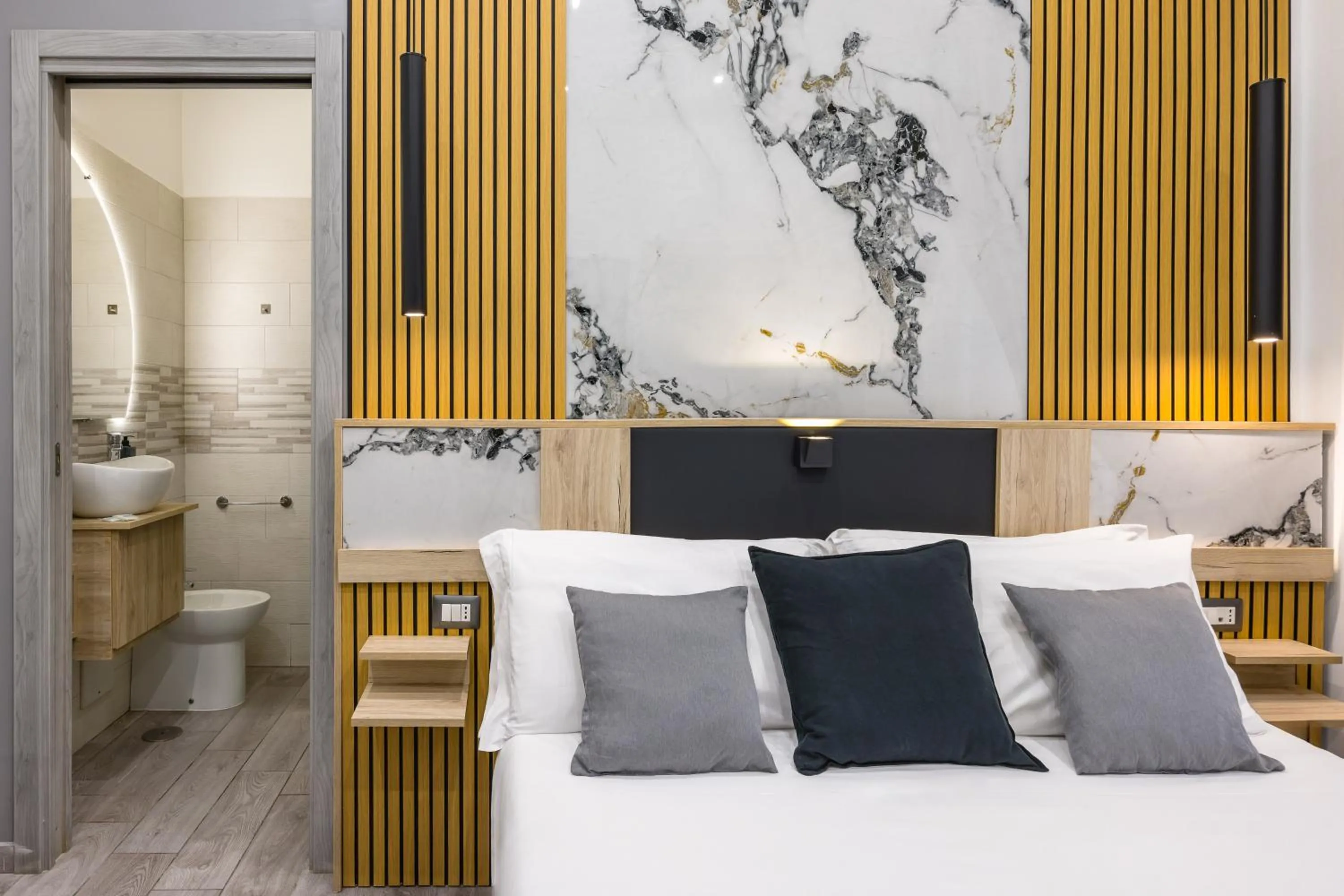 Bed in Hotel Bella Napoli