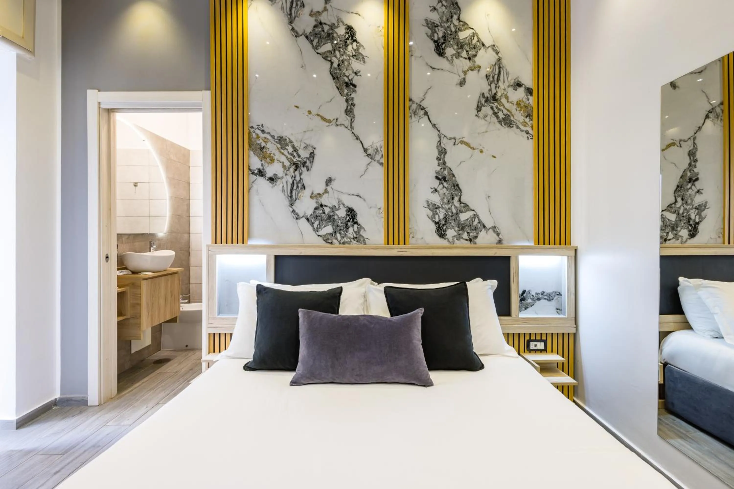 Bed in Hotel Bella Napoli