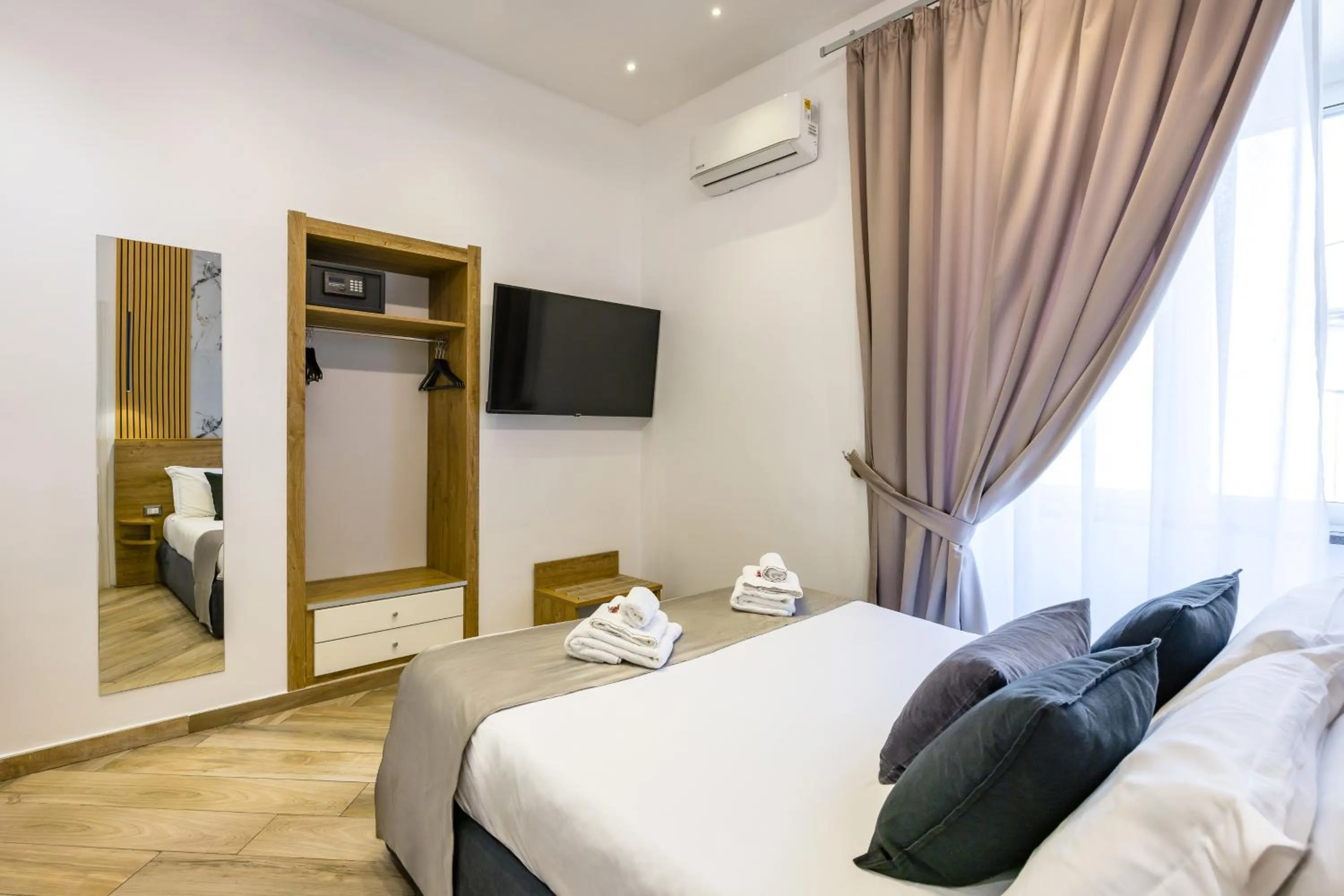 Bed in Hotel Bella Napoli