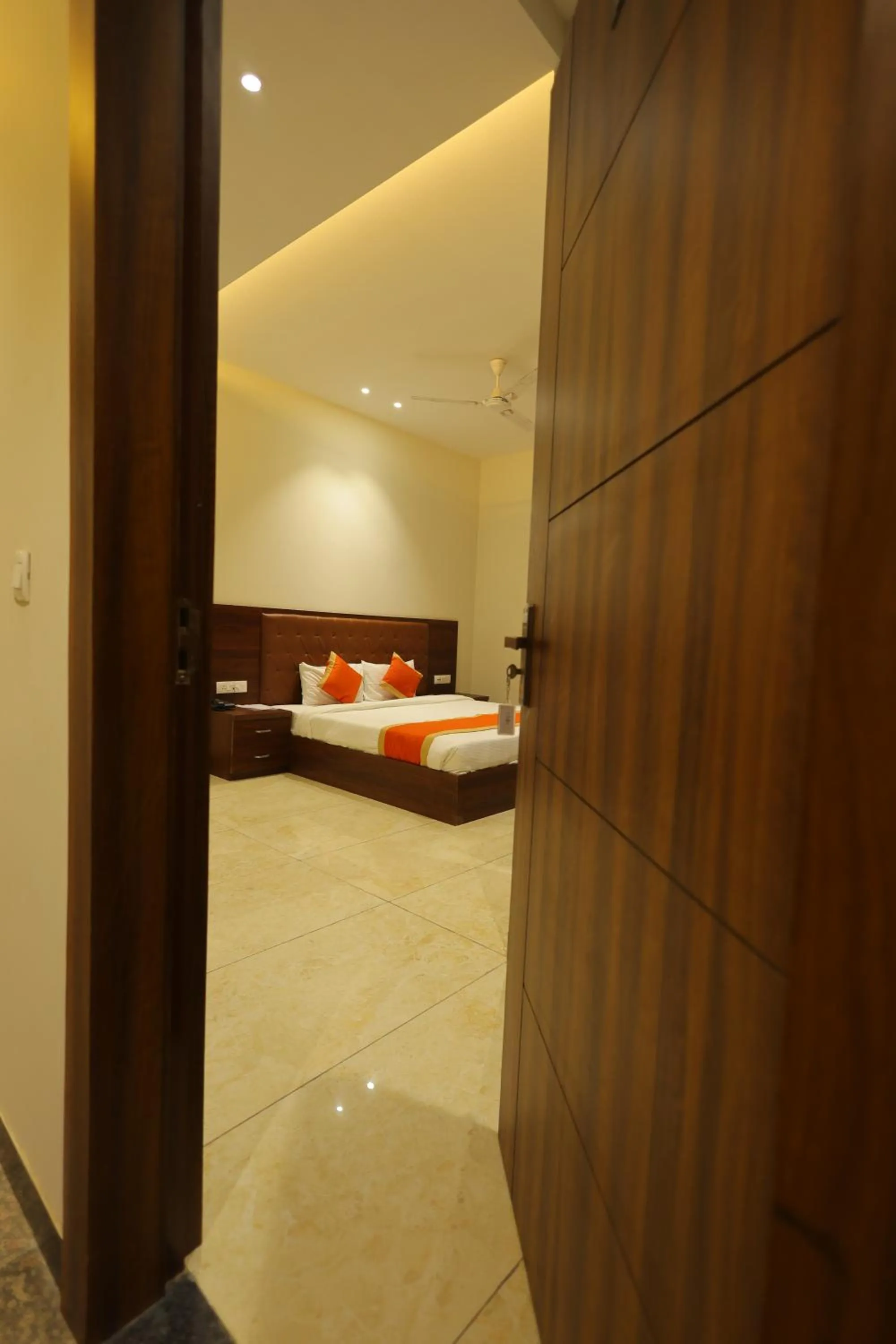 The Grand Tree Hotel