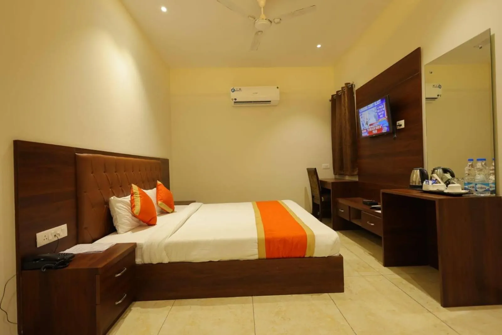 The Grand Tree Hotel