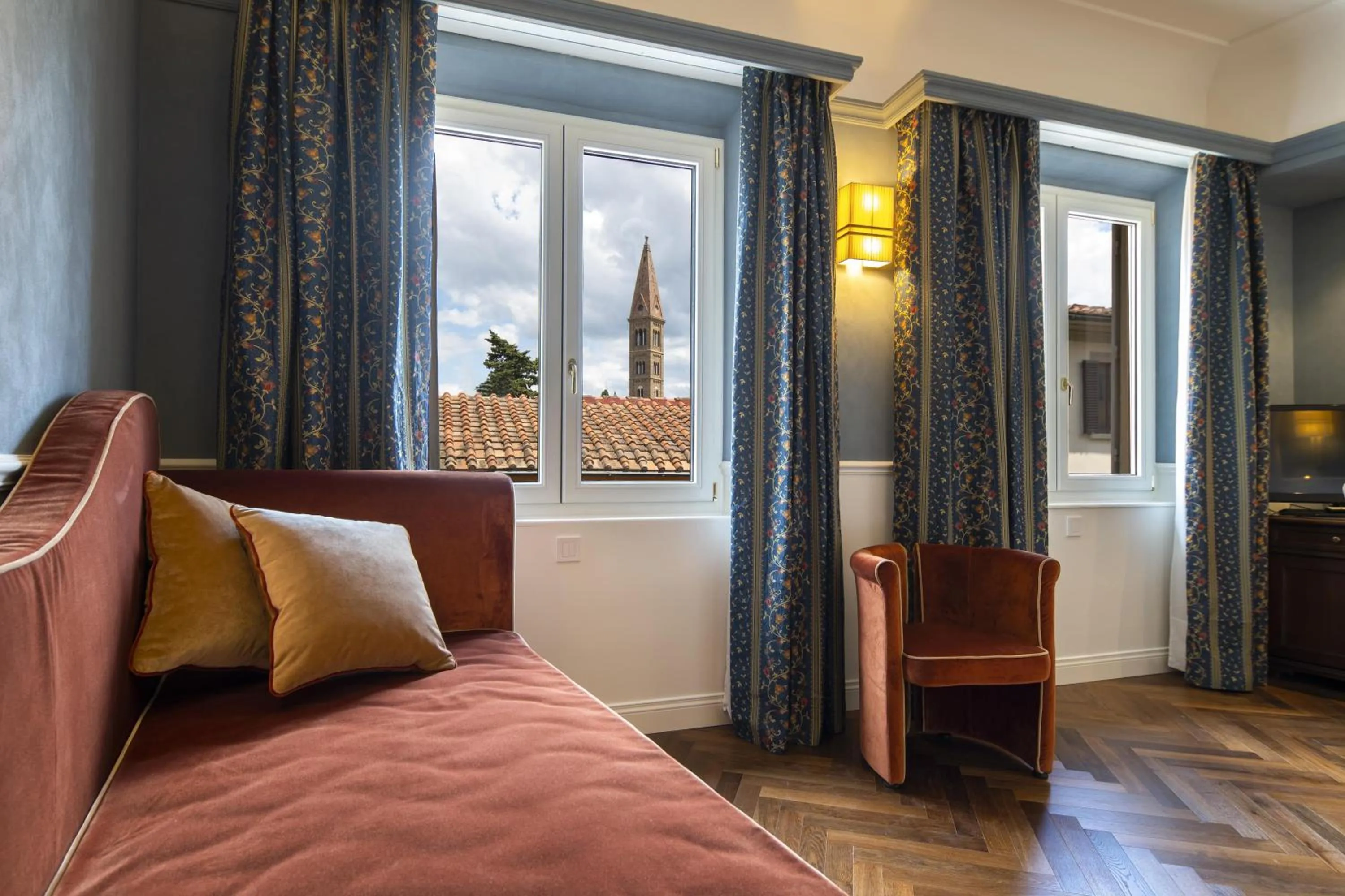 Natural landscape, Bed in Rivoli Boutique Hotel