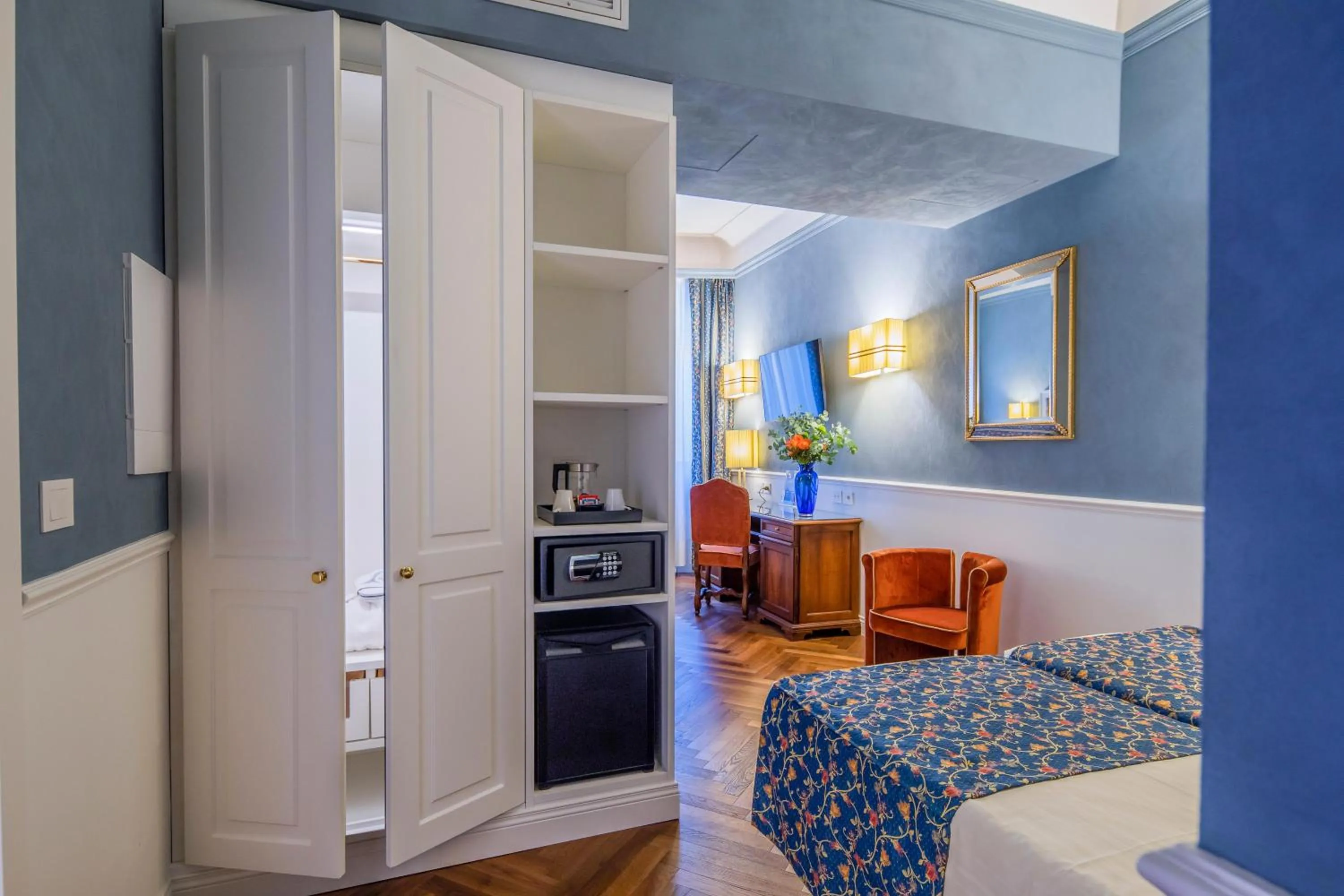 Photo of the whole room in Rivoli Boutique Hotel