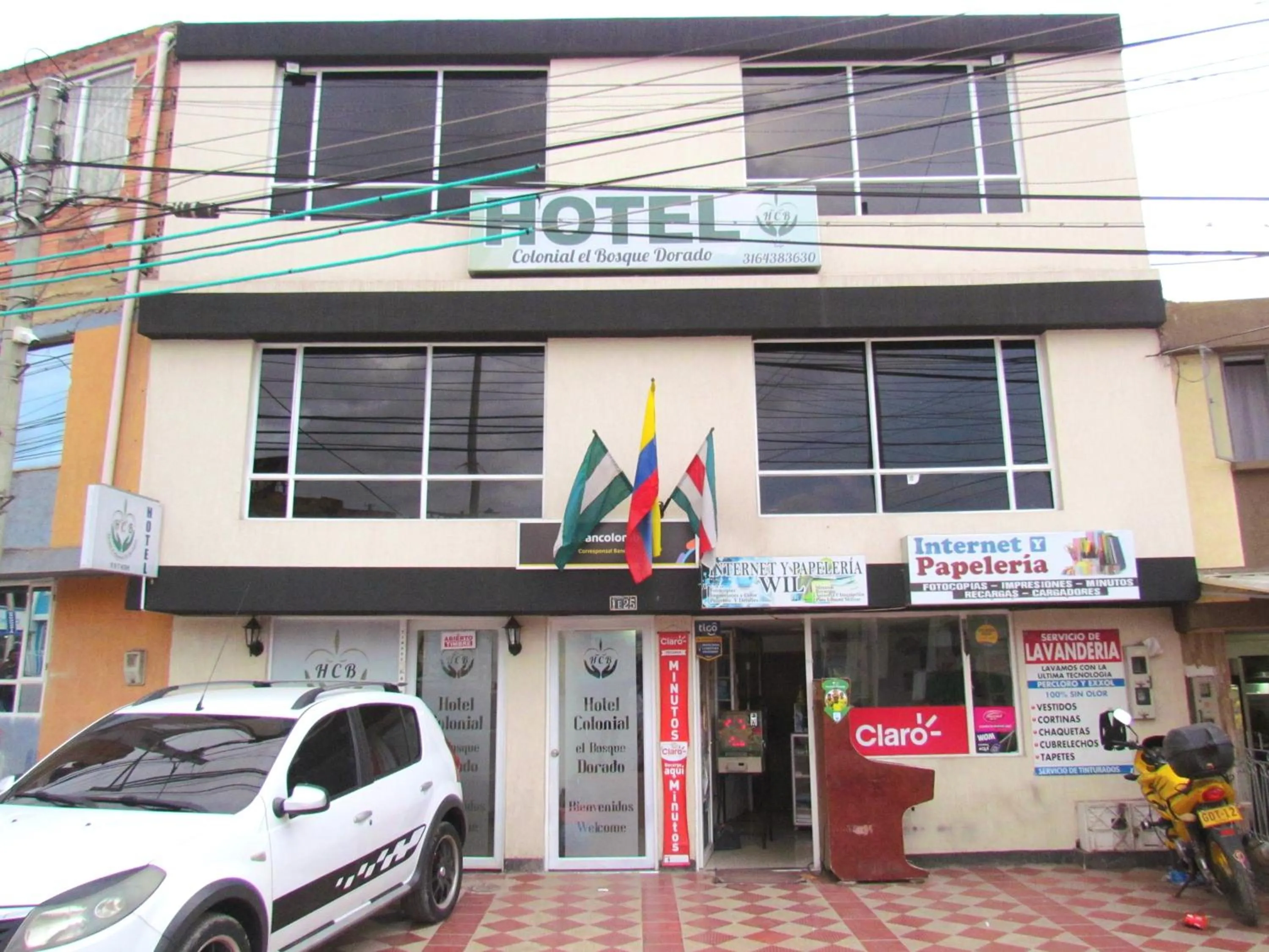 Facade/entrance, Property Building in Hotel Colonial El Bosque Dorado