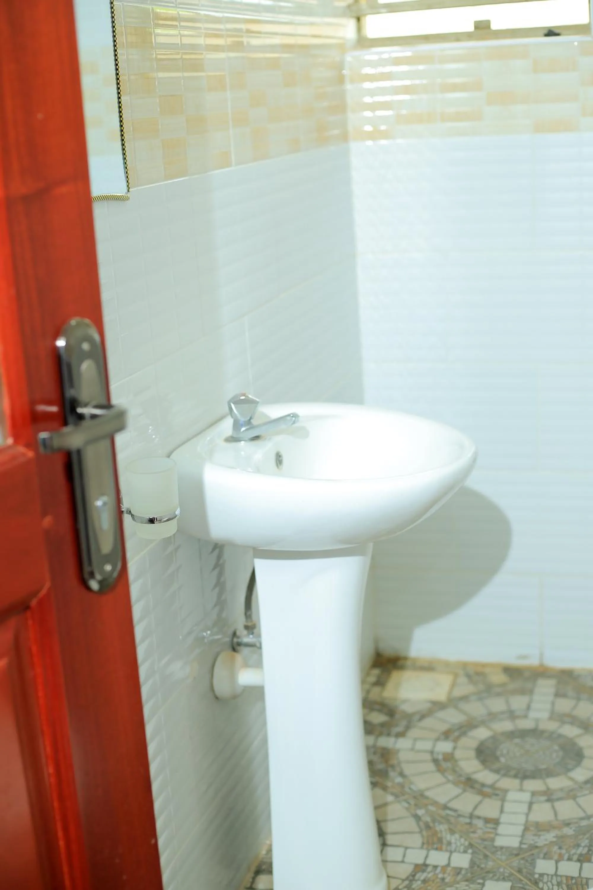 Bathroom in Triple Tee Gardens & Accomodation