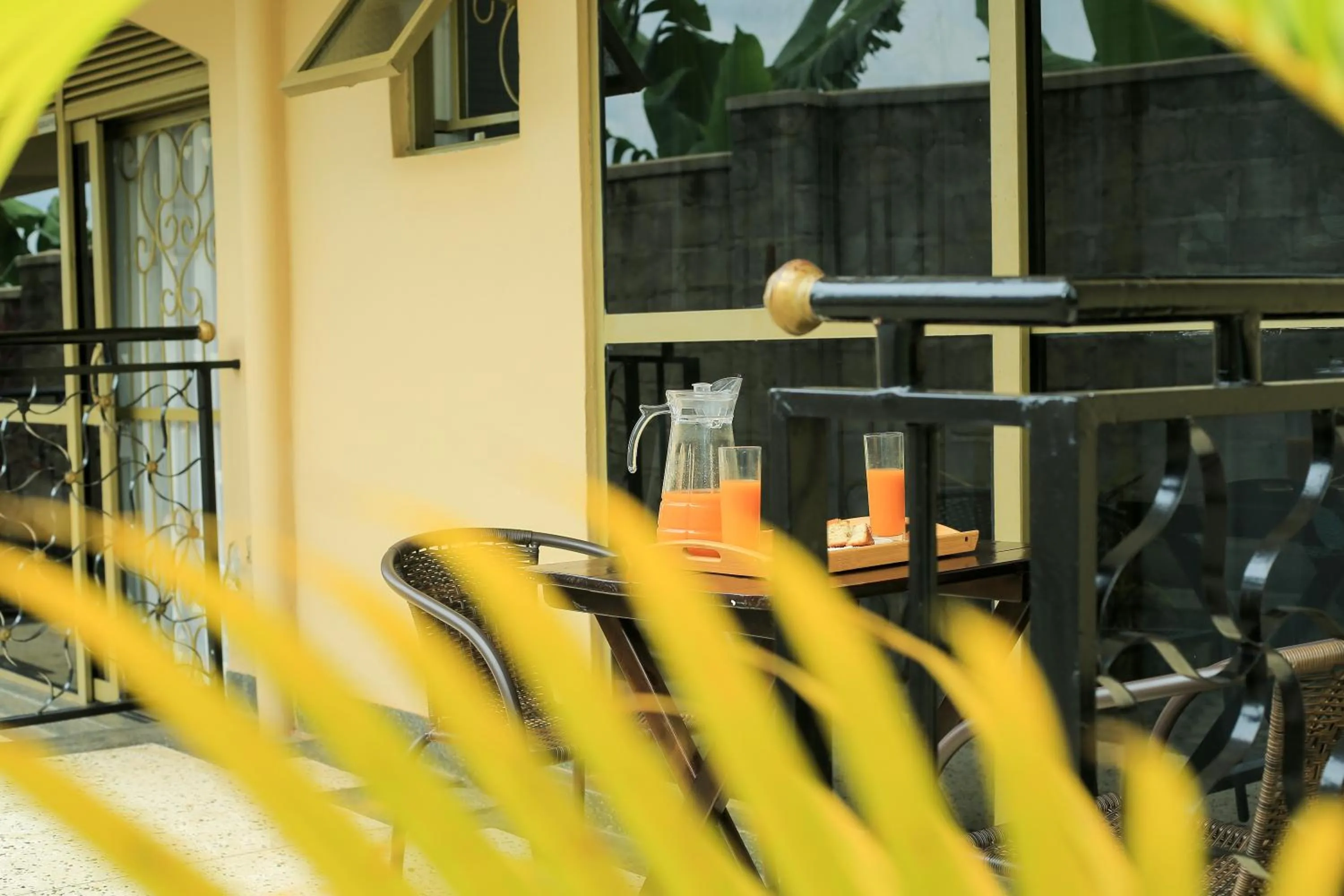 Balcony/Terrace in Triple Tee Gardens & Accomodation