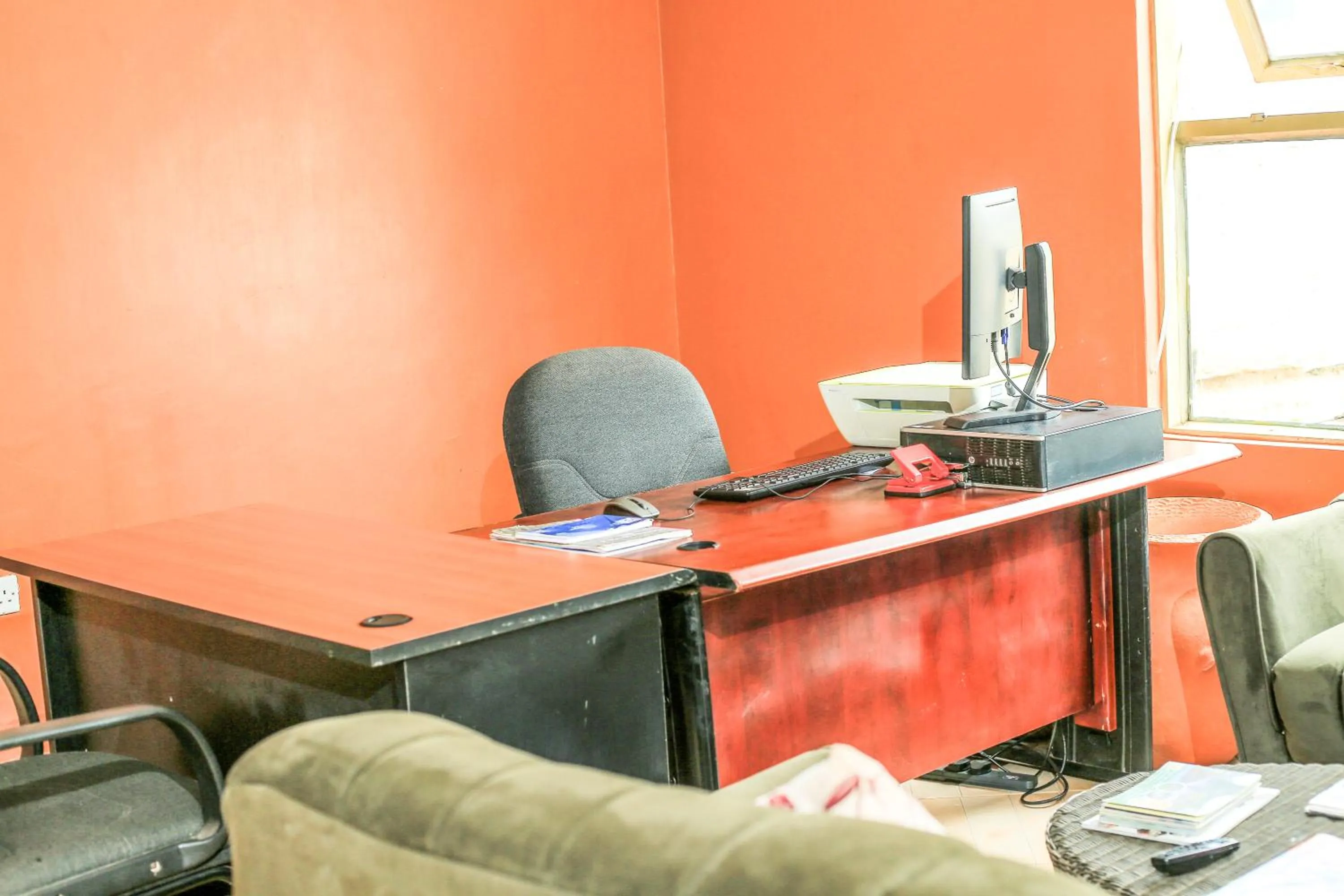 Lobby or reception in Triple Tee Gardens & Accomodation