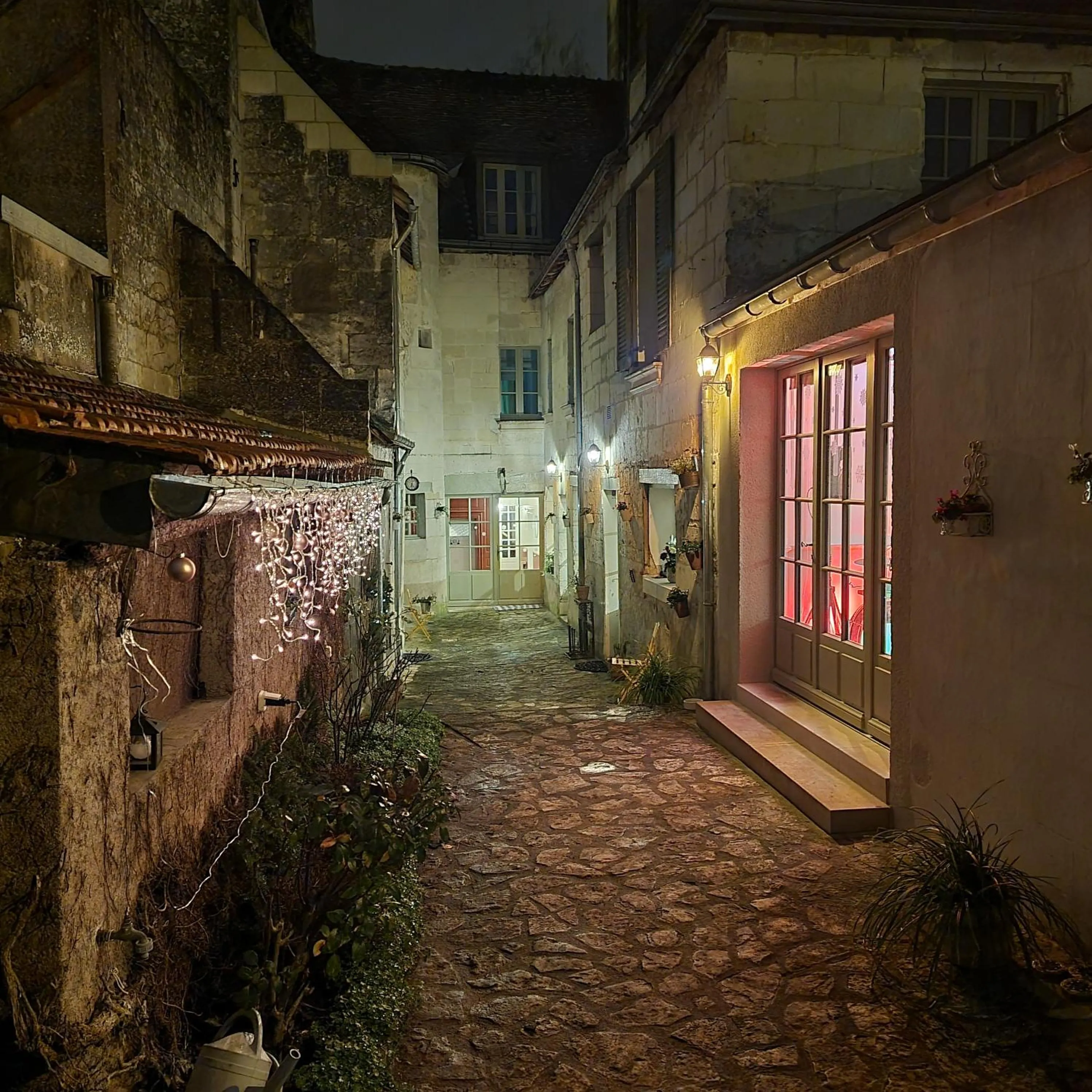 Property building in La Little Maison