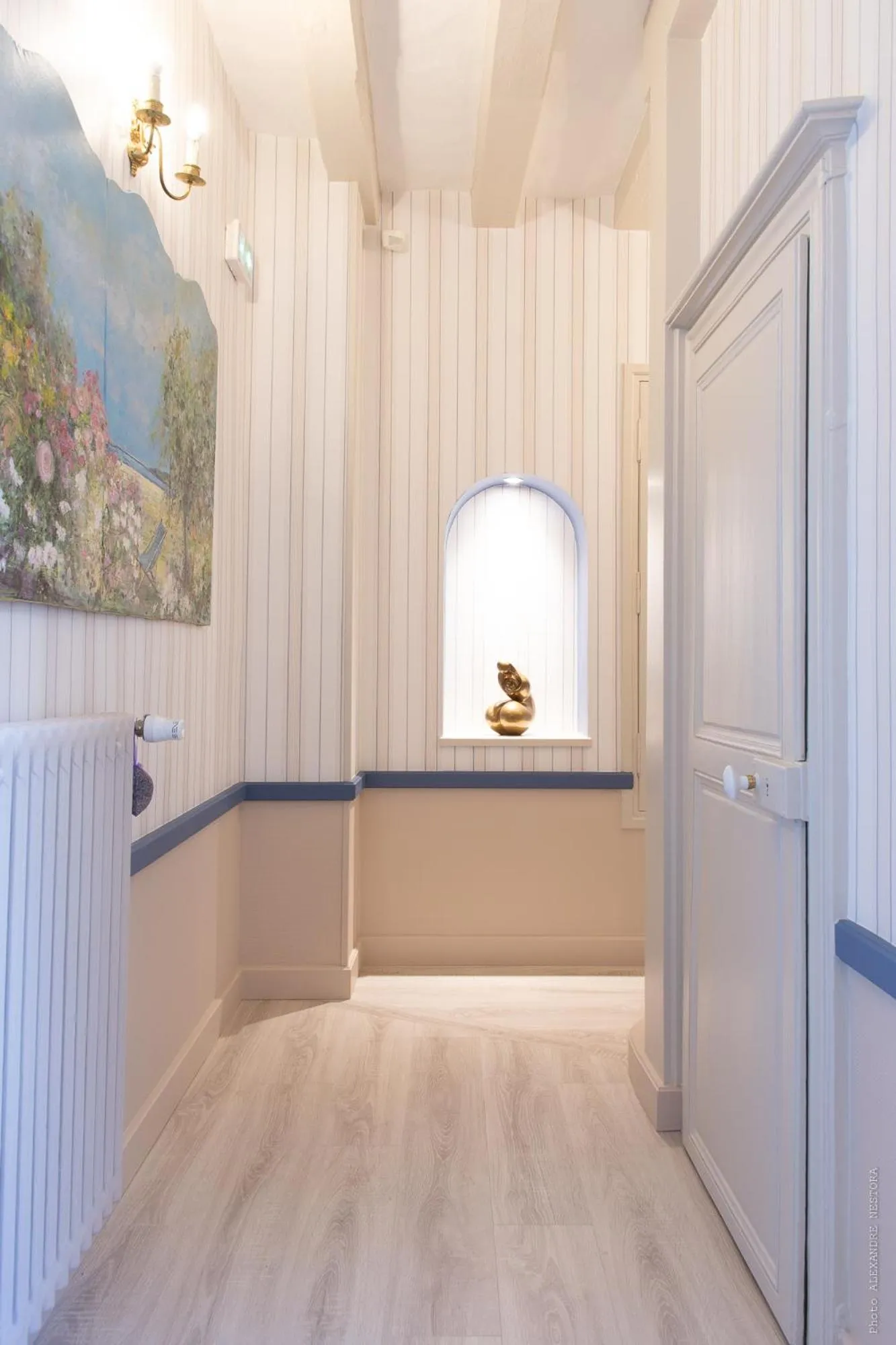 Property building in La Little Maison