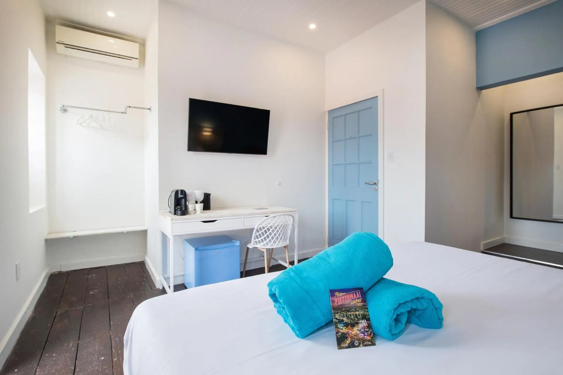 Bedroom, Bed in Wynwood Boutique Hotel