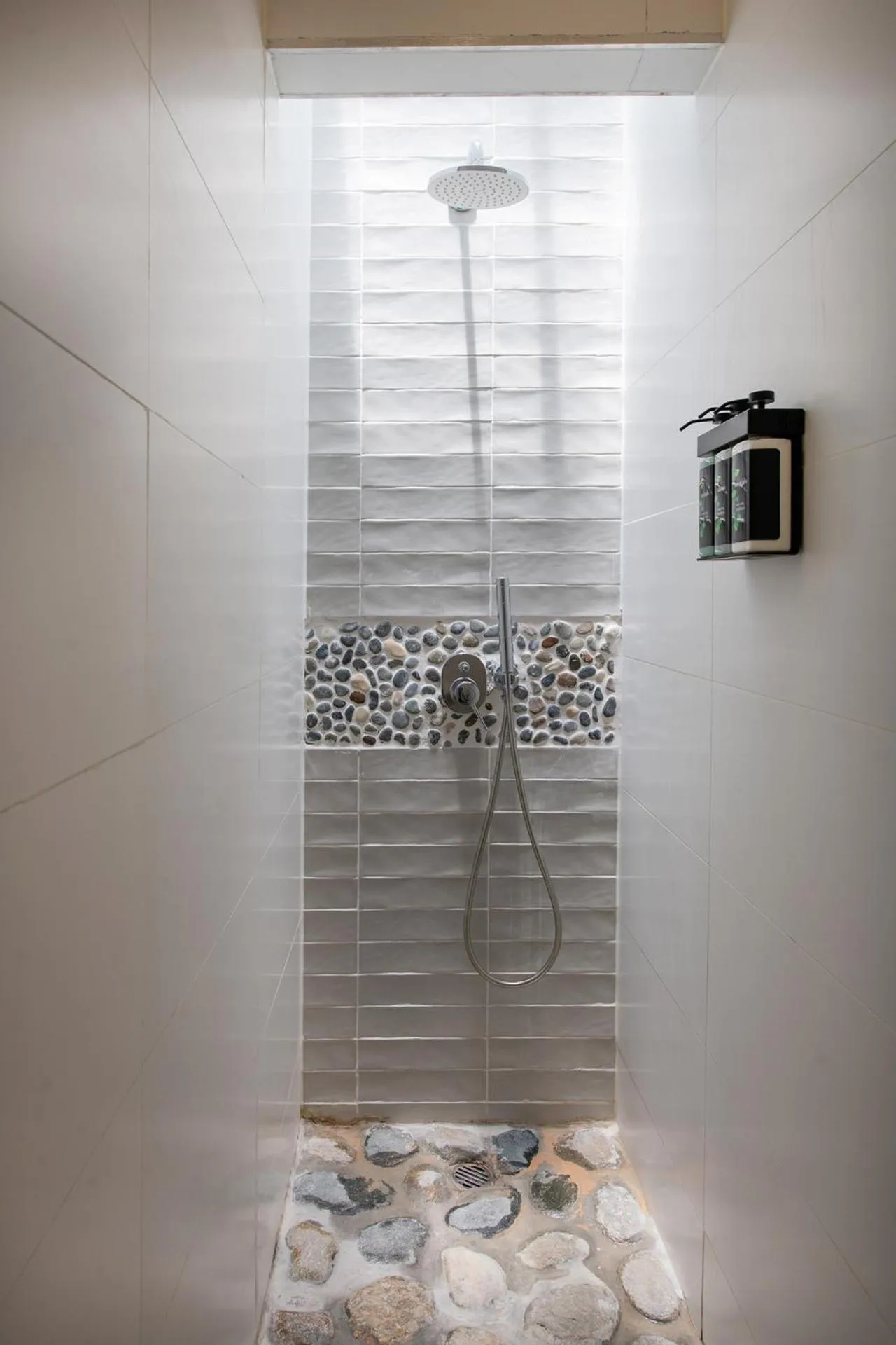 Shower in Wynwood Boutique Hotel