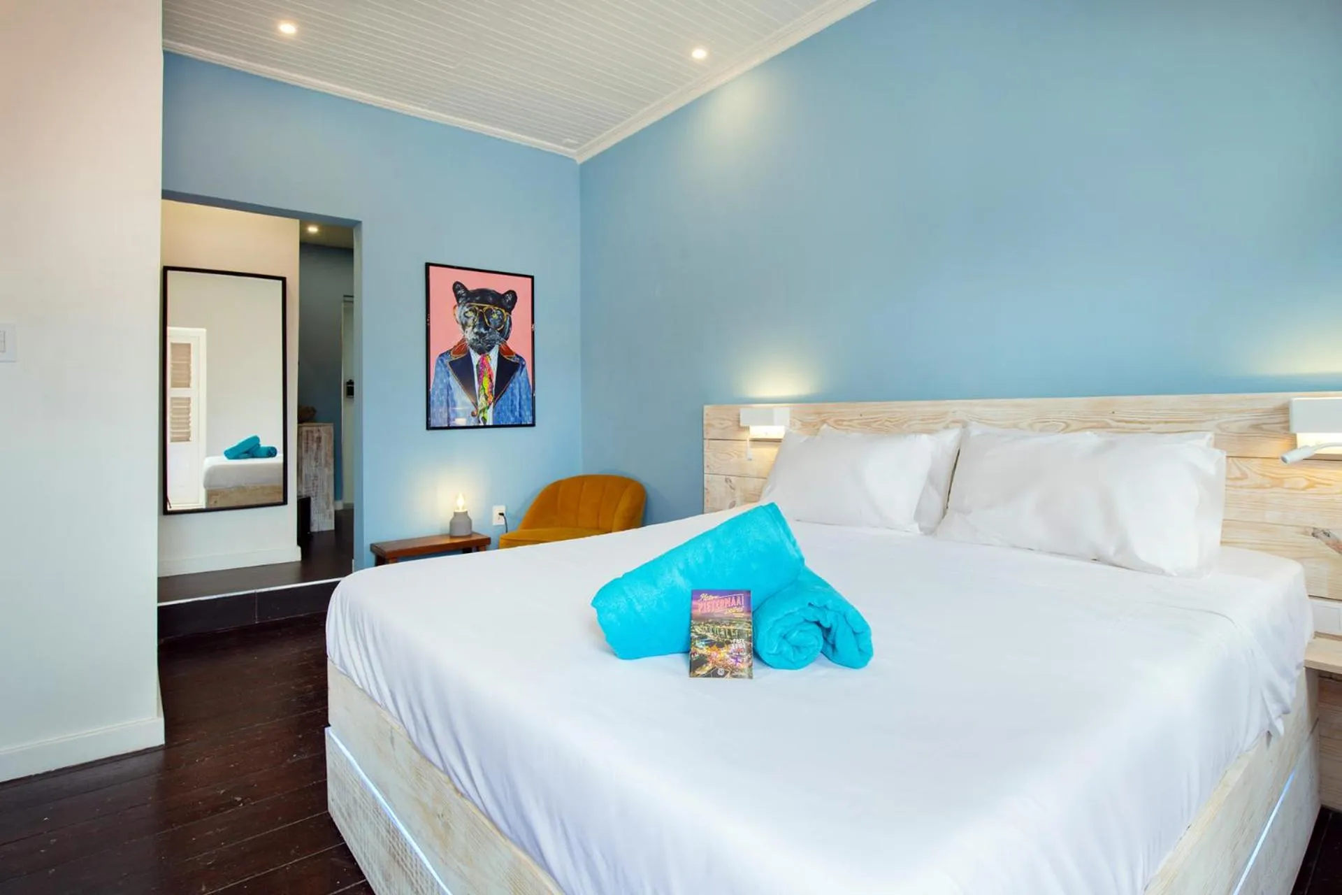 Bed in Wynwood Boutique Hotel