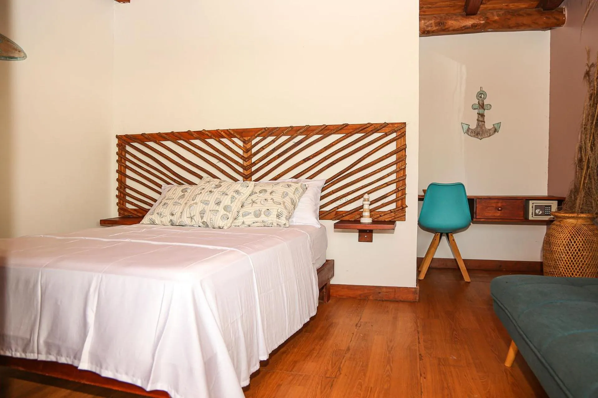 Photo of the whole room, Bed in Soy Local Barú