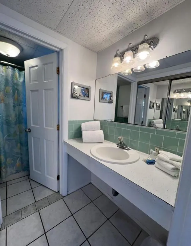 Bathroom in Seashell Motel