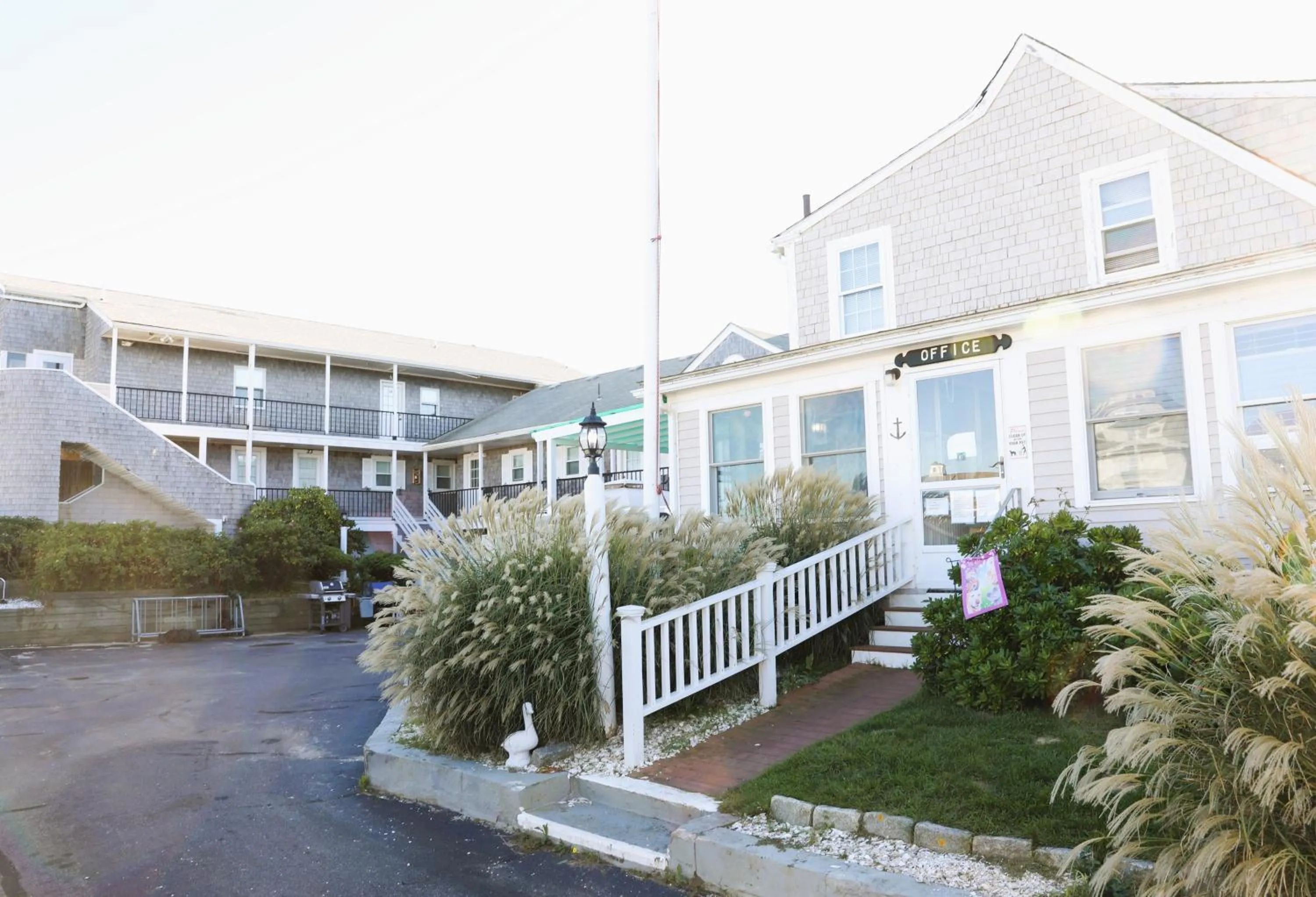 Property building in Seashell Motel