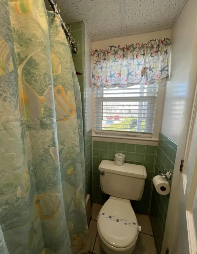 Bathroom in Seashell Motel