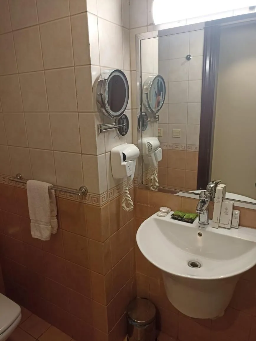 فندق قصر الاندلس الشمالية