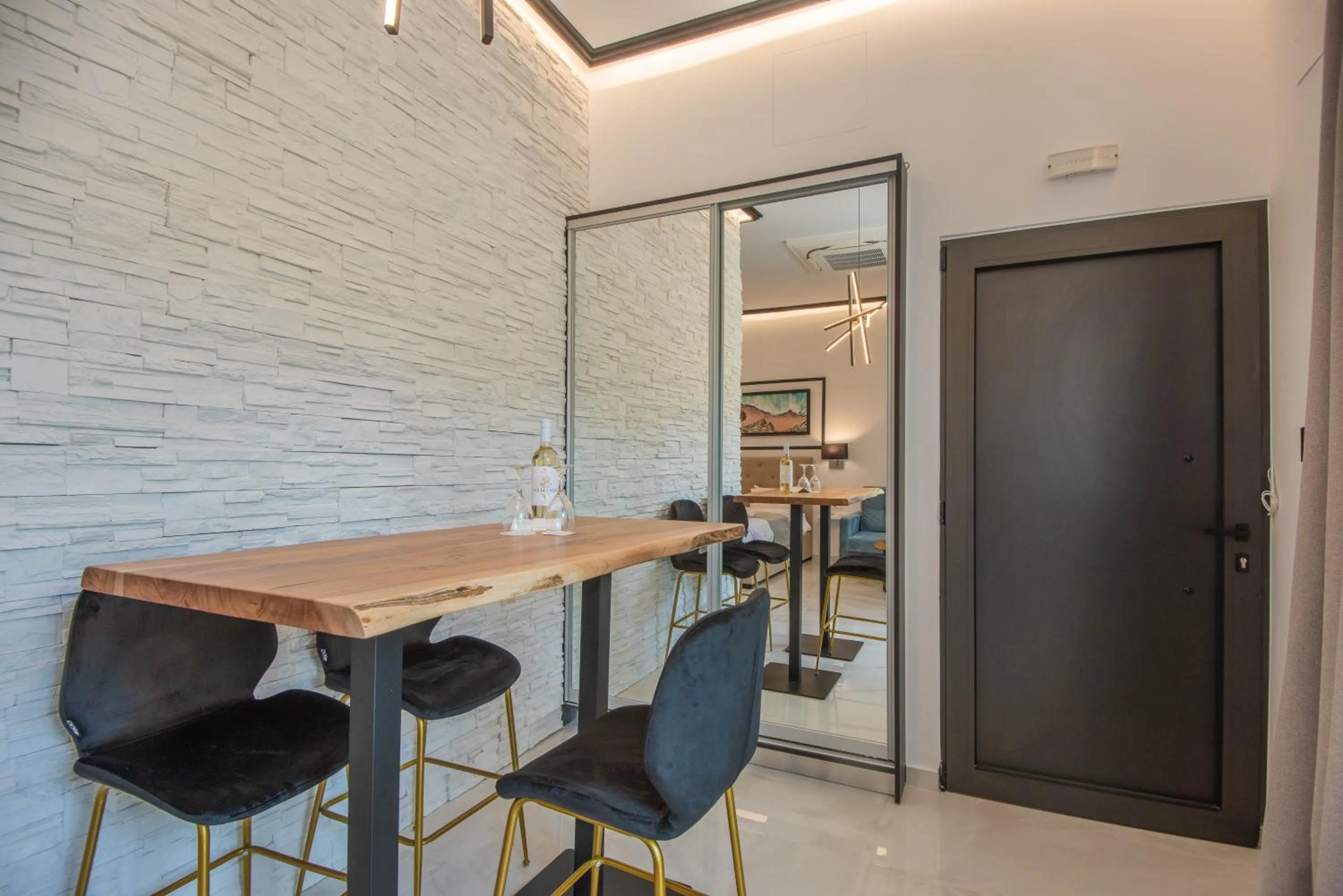 Dining area in Lazar Lux Suites - Ammoudara