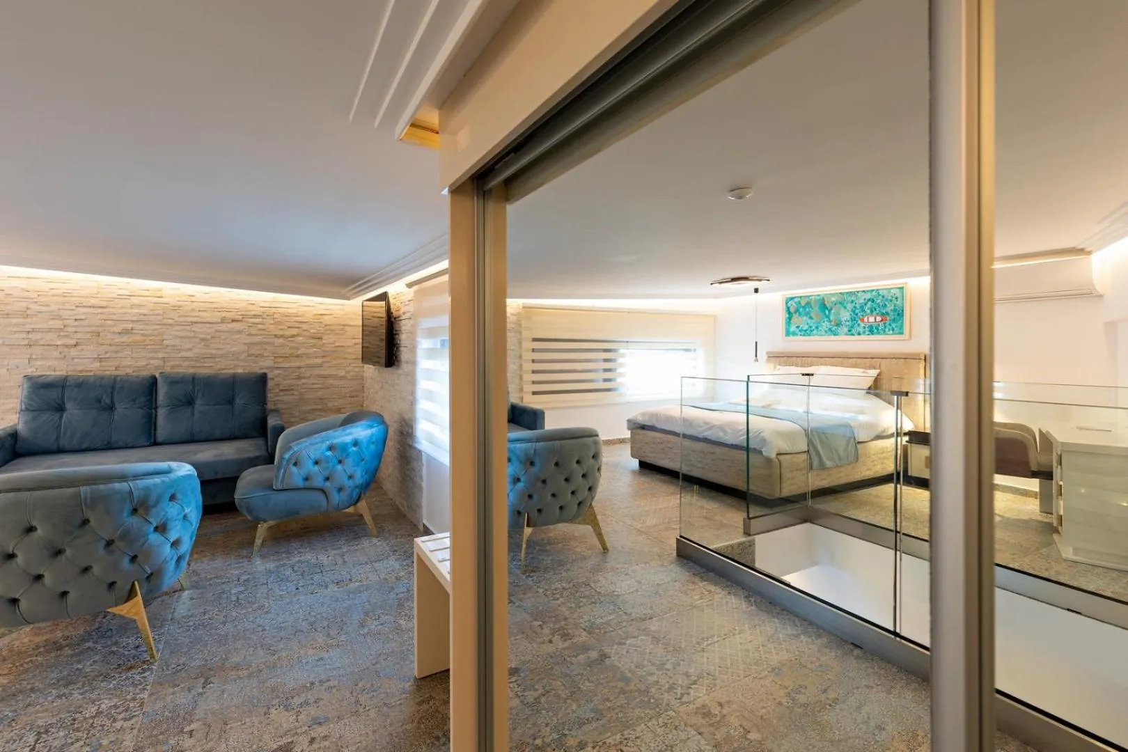 Living room, Bed in Lazar Lux Suites - Ammoudara