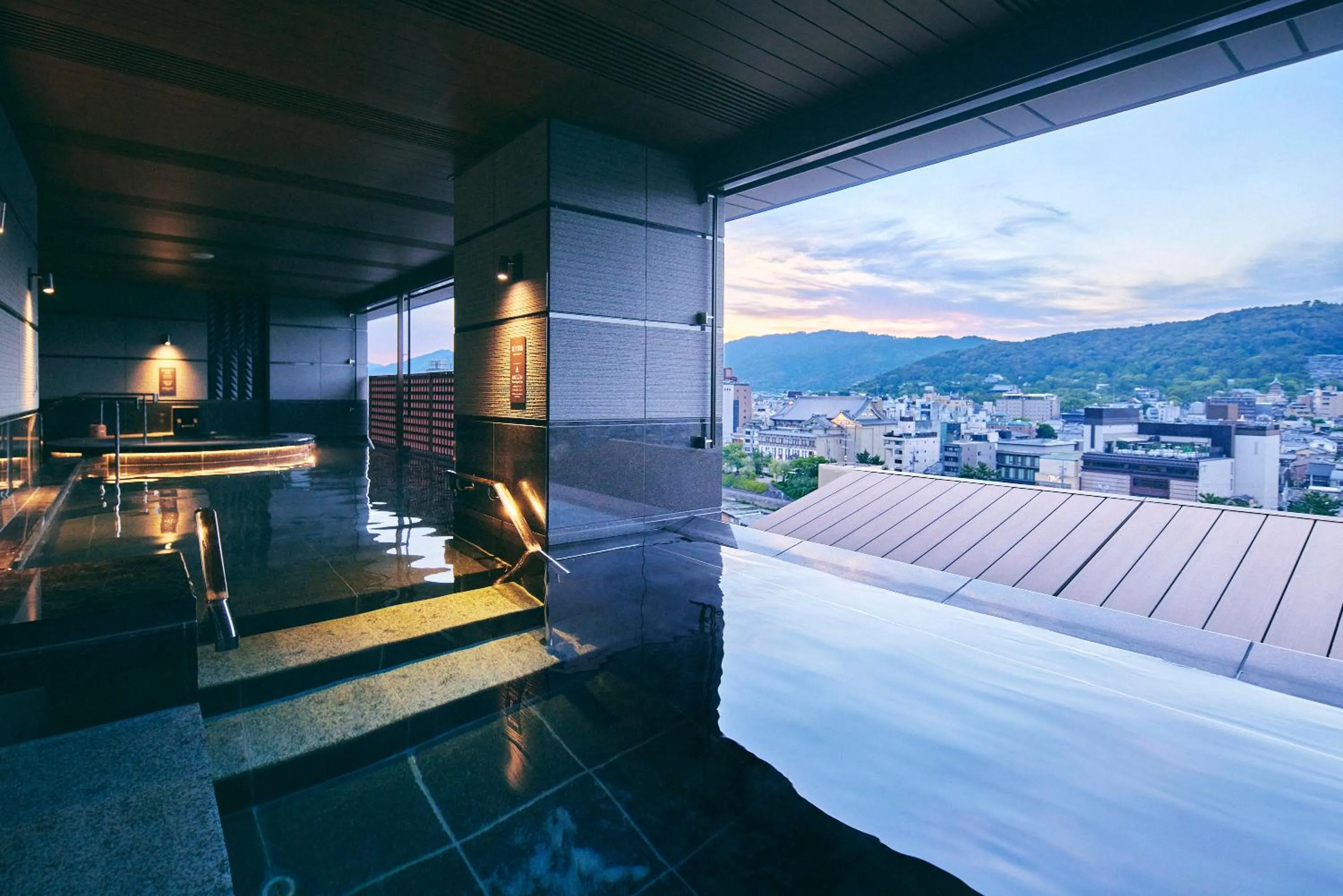 Spa and wellness centre/facilities in Sora Niwa Terrace Kyoto Bettei